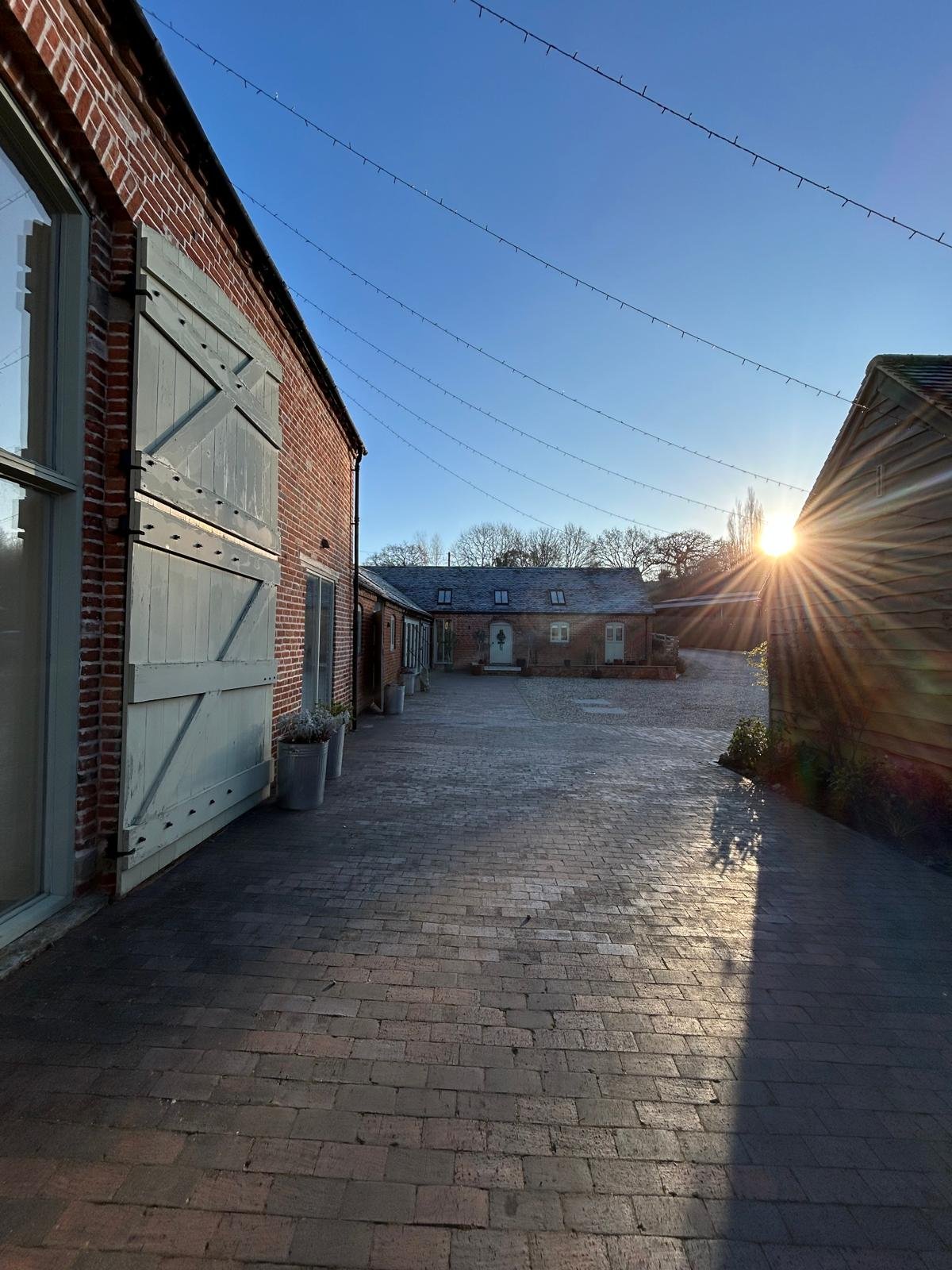 WhatsApp Image 2025-10-26 at 23.02.29 (2).jpeg