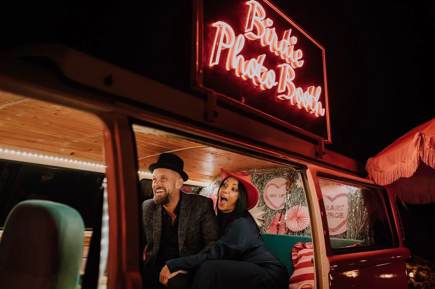 A moment for @birdie_photobooth 🩷 some really fun moments last night at @bridalbarnwedding ✨