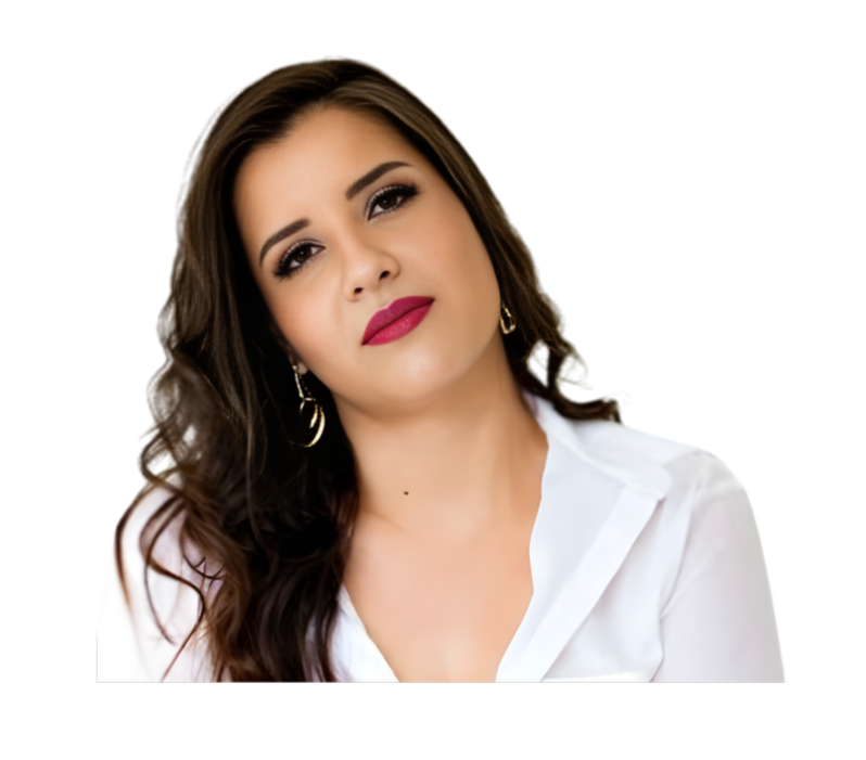 Retrato de uma mulher com maquiagem e cabelo castanho, usando uma camisa branca e brincos dourados