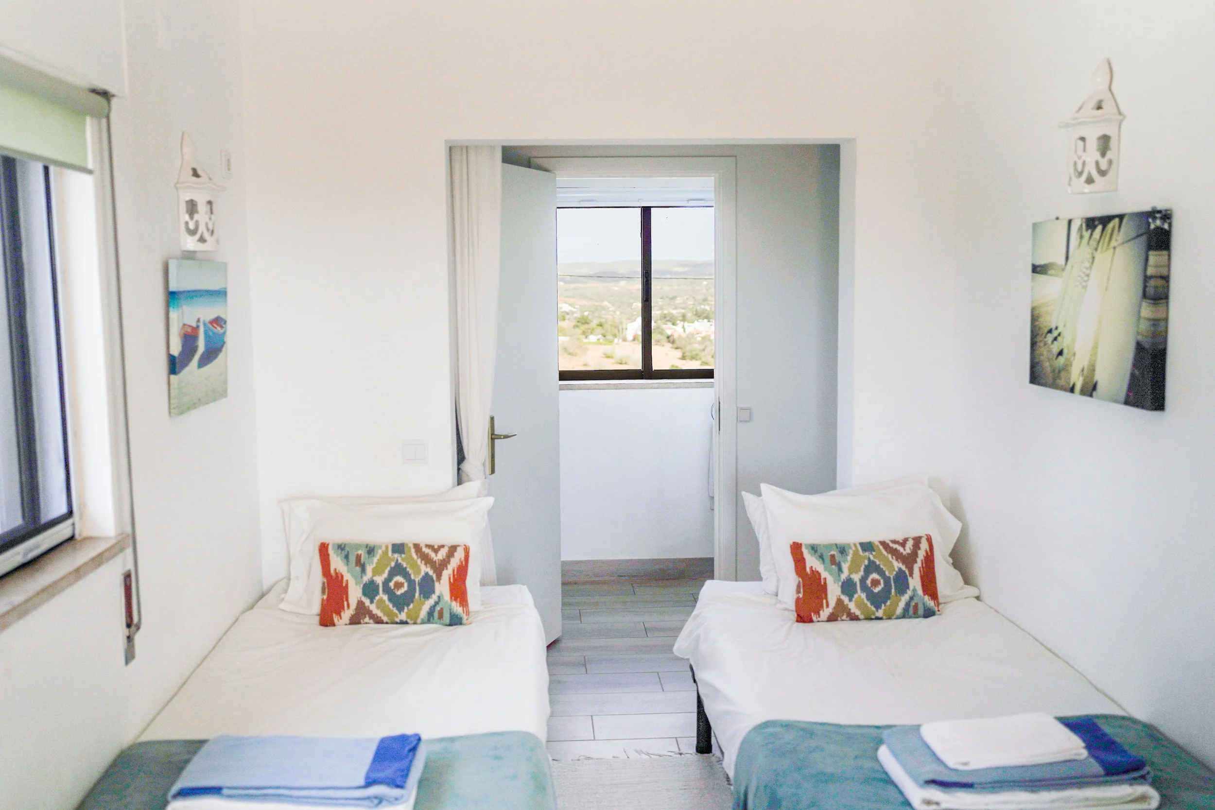 OceanView 1 twin (1).jpg