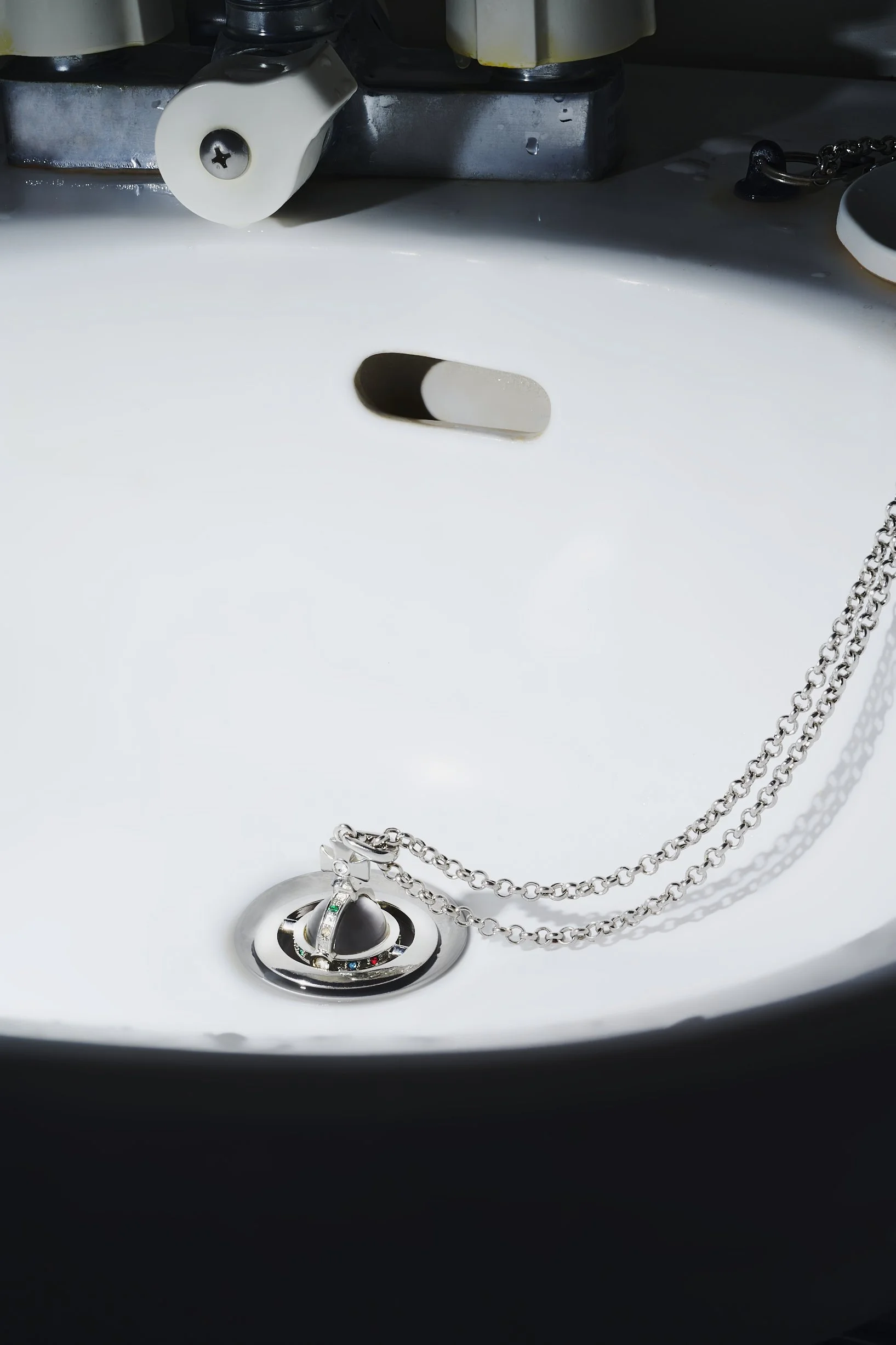 bathroom_jewelry.jpg