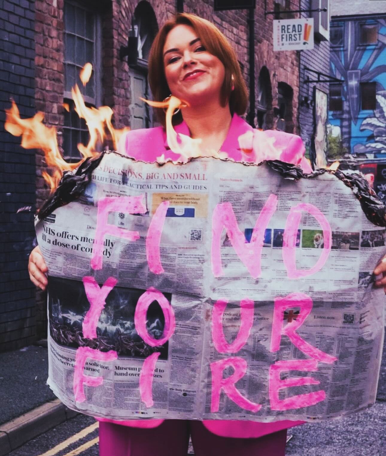 IWD X BARCLAYS 🩷⚡️Anna Wintour got fired for being &ldquo;too&rdquo; creative! Did we hear that right?! 

We took over Barclays HQ at Radbroke Hall for International Women&rsquo;s Day to get every single human being CREATIVE designing their own fash