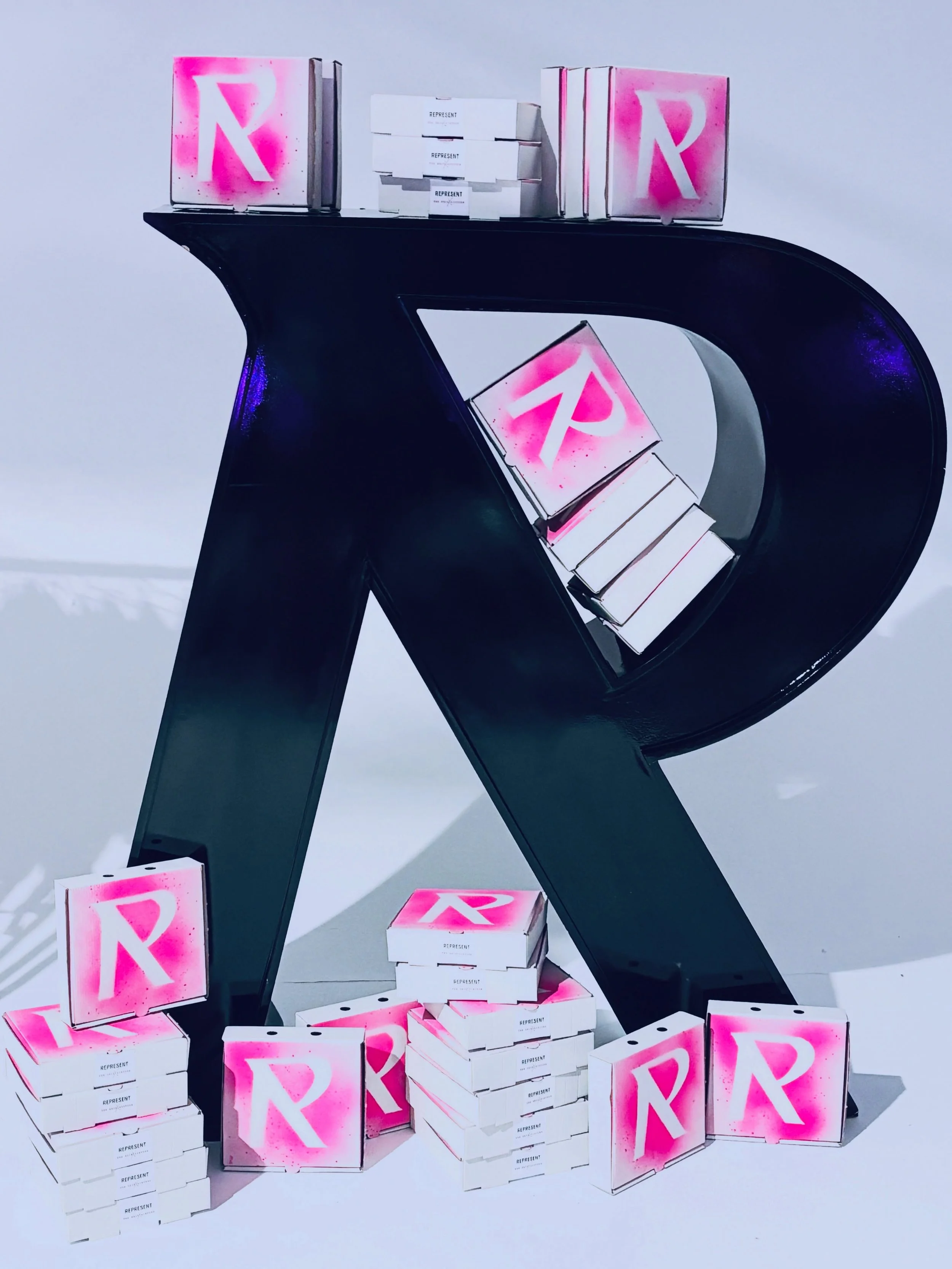 REPRESENT X TEAM CULTURE 💪🏼

Originally, this one was for the ladies @representclomcr a way of reconnecting, collaborating and bringing everyone together as an afternoon reset. That went out of the window&hellip; 

📧 RSVP to secret email sent arou