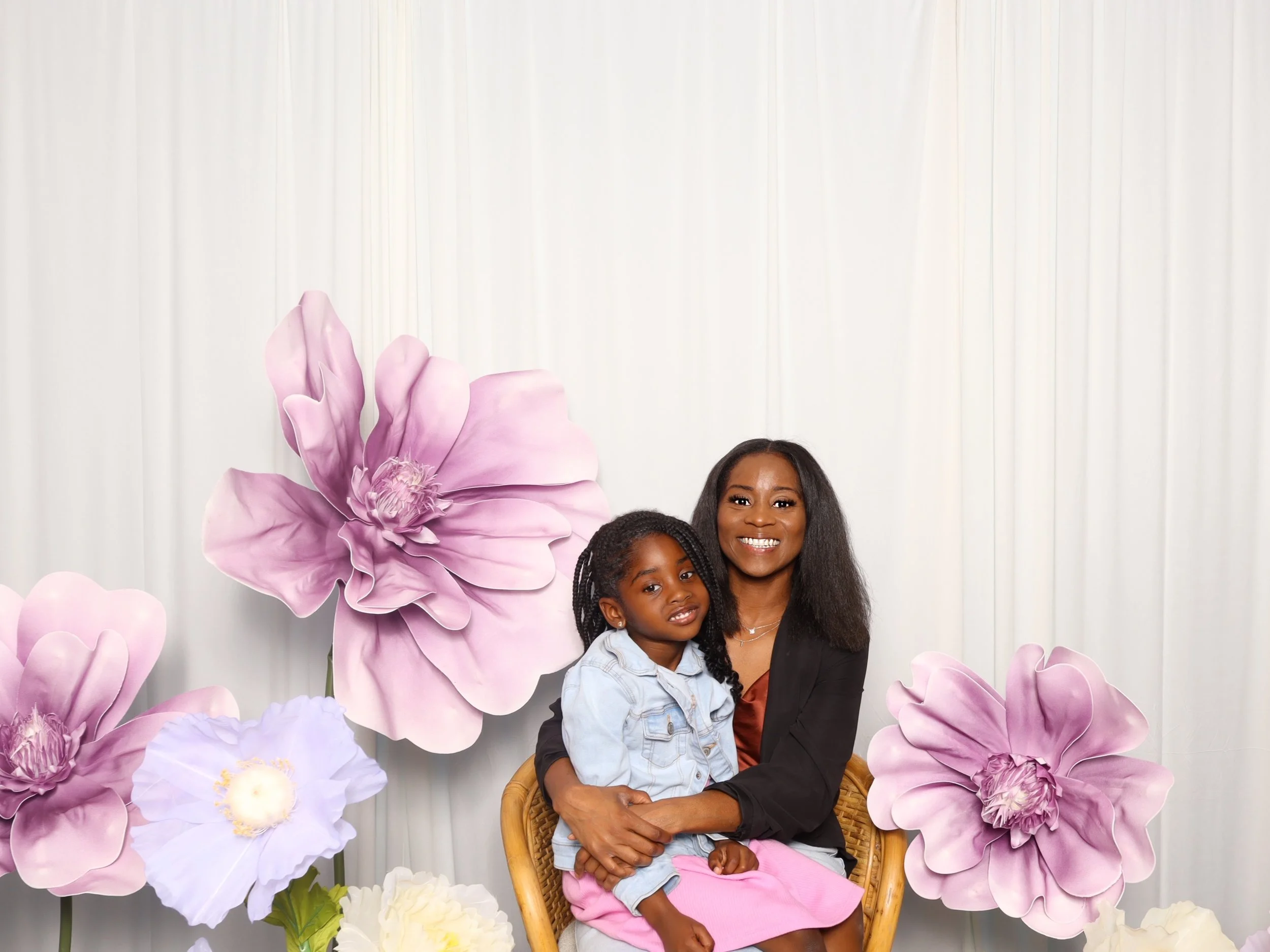 Mothers_Day_Booth_1_photo_20250511_Time-110595_pmz2dv.jpeg
