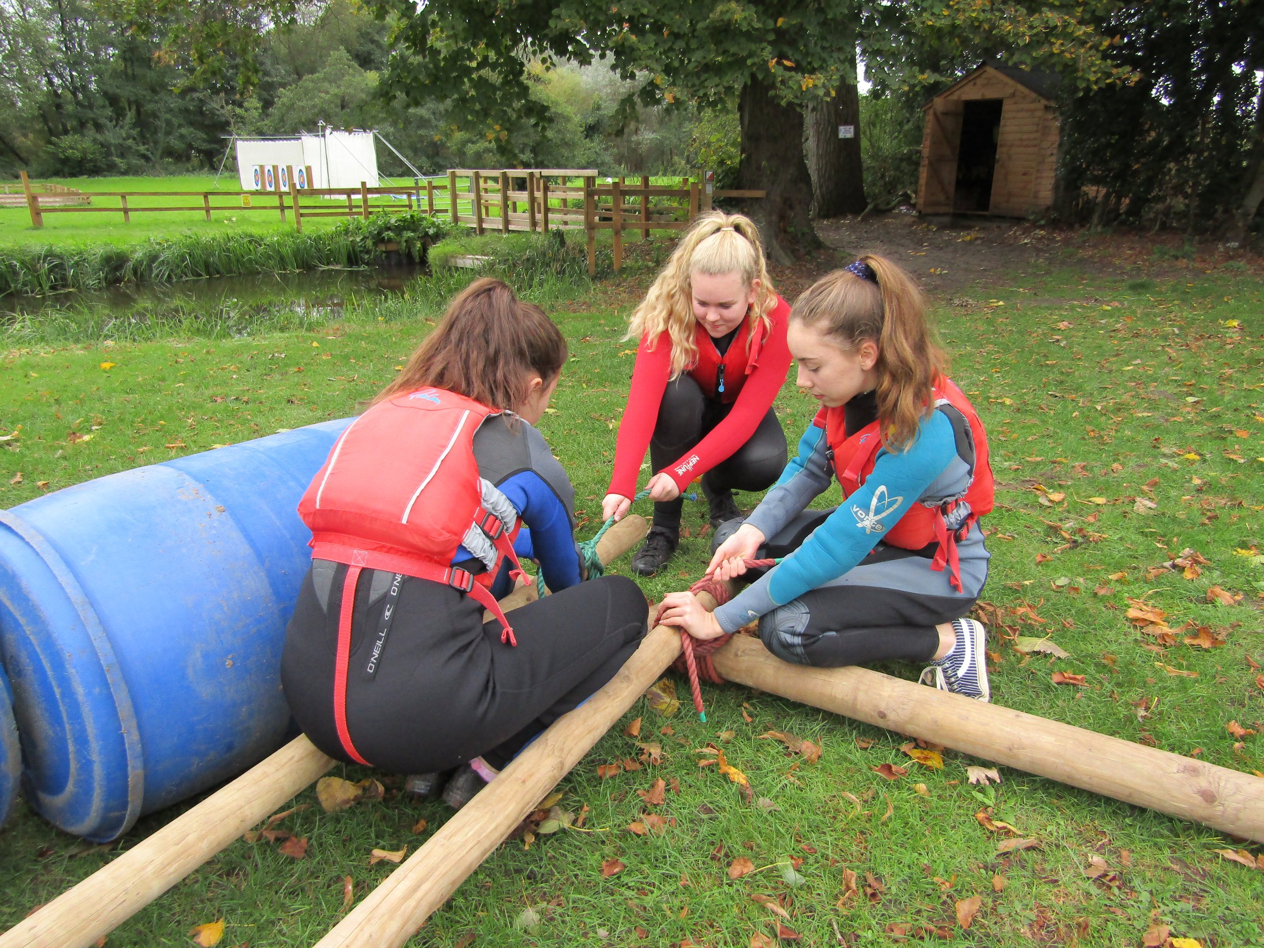 RAFT BUILDING 02.JPG