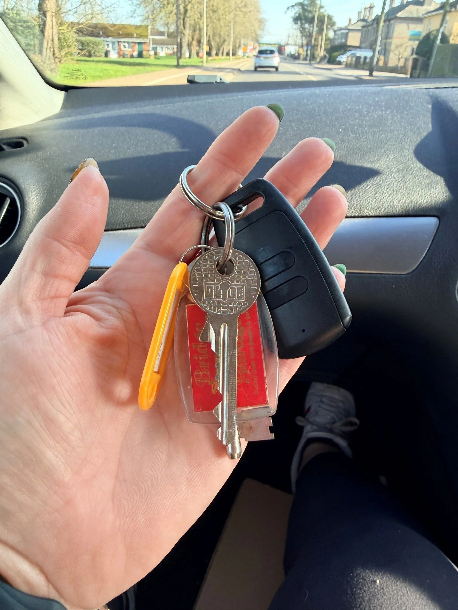 Over 12 months later and my clients finally have the keys to their new home!🔑 

I think both myself and these clients can safely say we are glad it's finally over in the best possible way!

Having a broker on your side can really make the difference