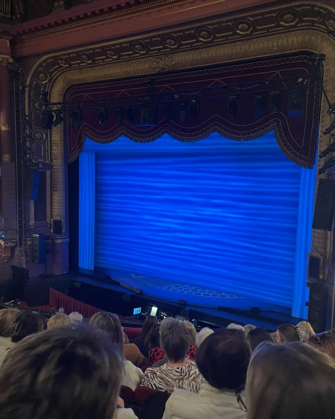 Back in the office tomorrow, we&rsquo;ve had a Foden girls day out 🎭 

Any guesses as to what we went to see? 👀