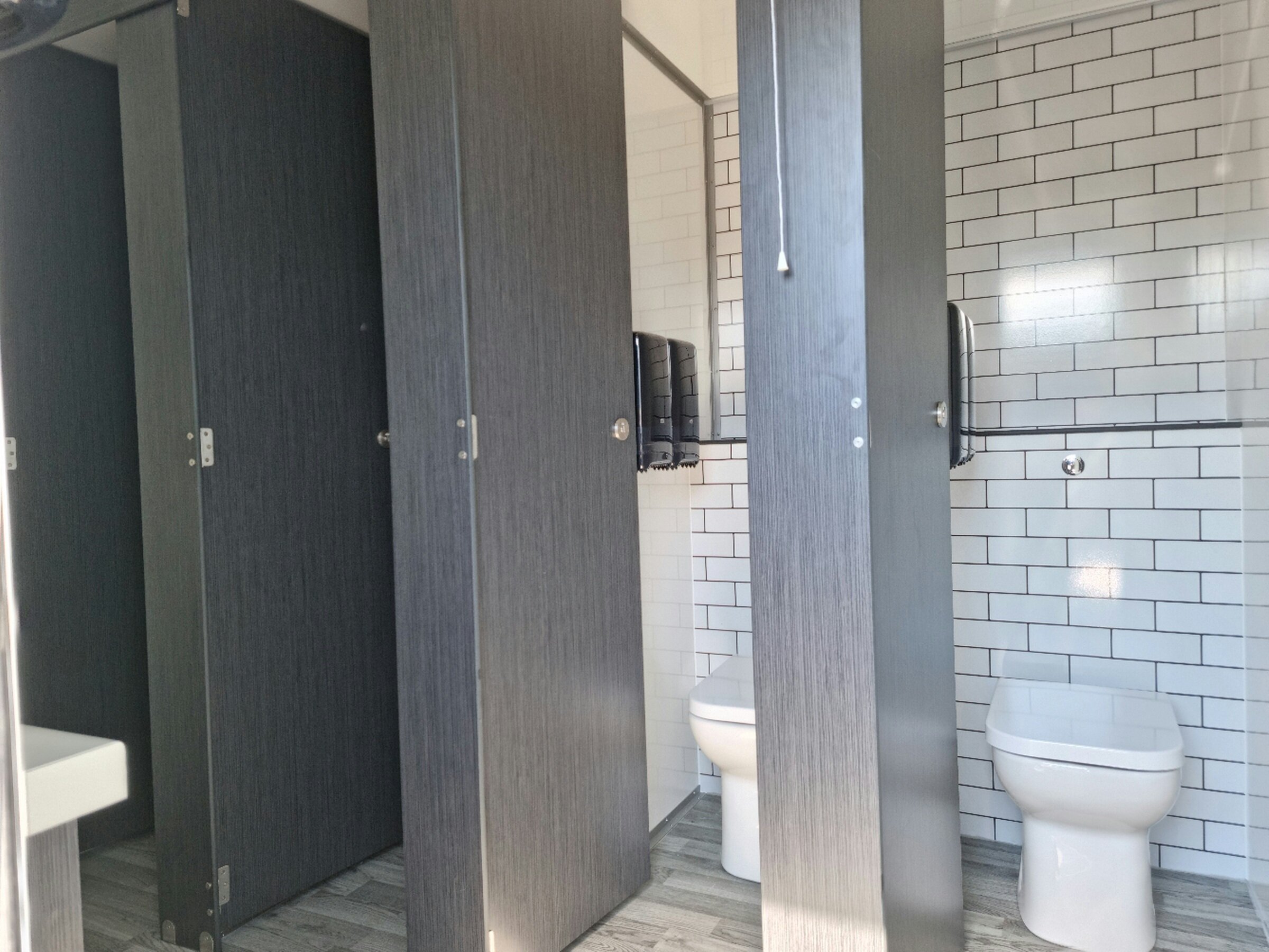 toilets.1.jpg