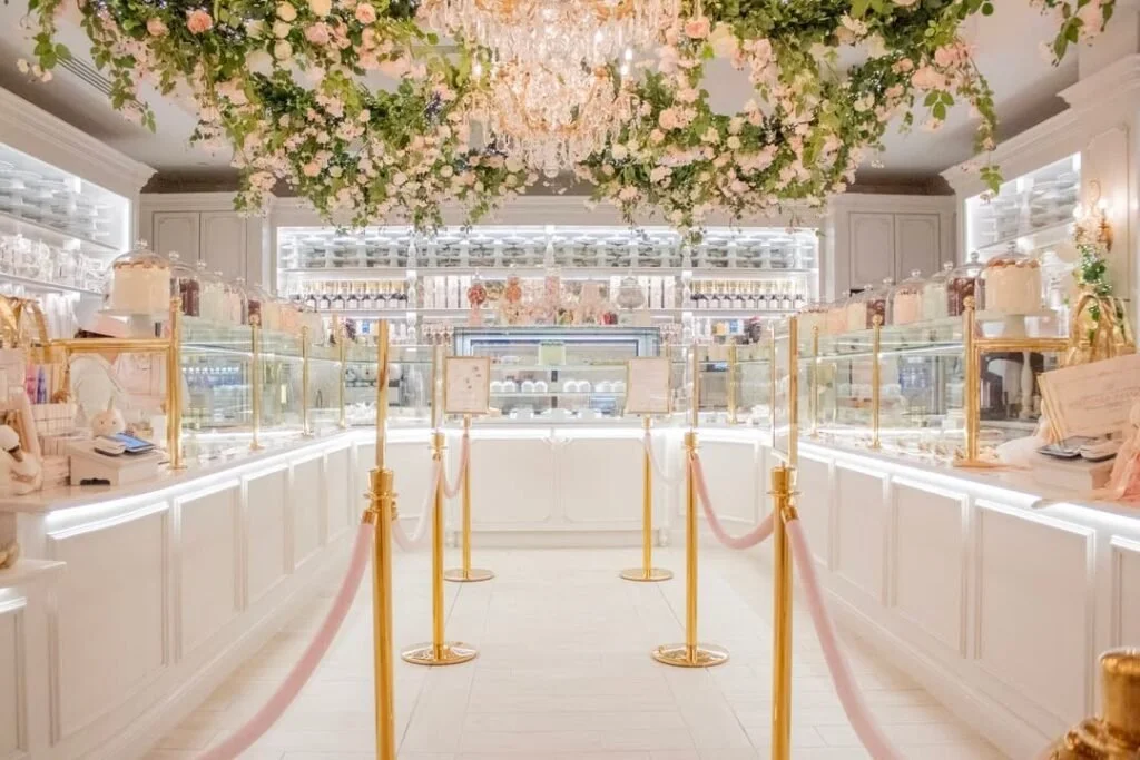 The Perfect Grown-Up Princess Spot: The Cake Bake Shop