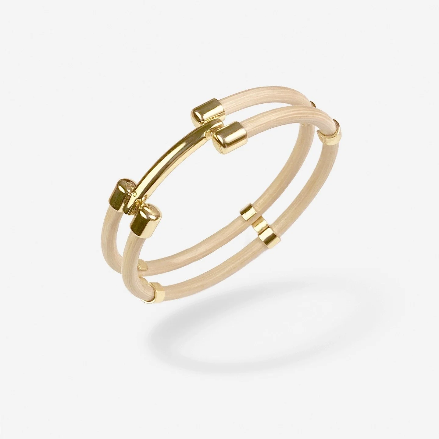 Bracelet NA-NA

Disponible d&egrave;s maintenant :
 www.cecilephilibert.com

#lancement #bijou #cr&eacute;ation #artisanat #nouveau