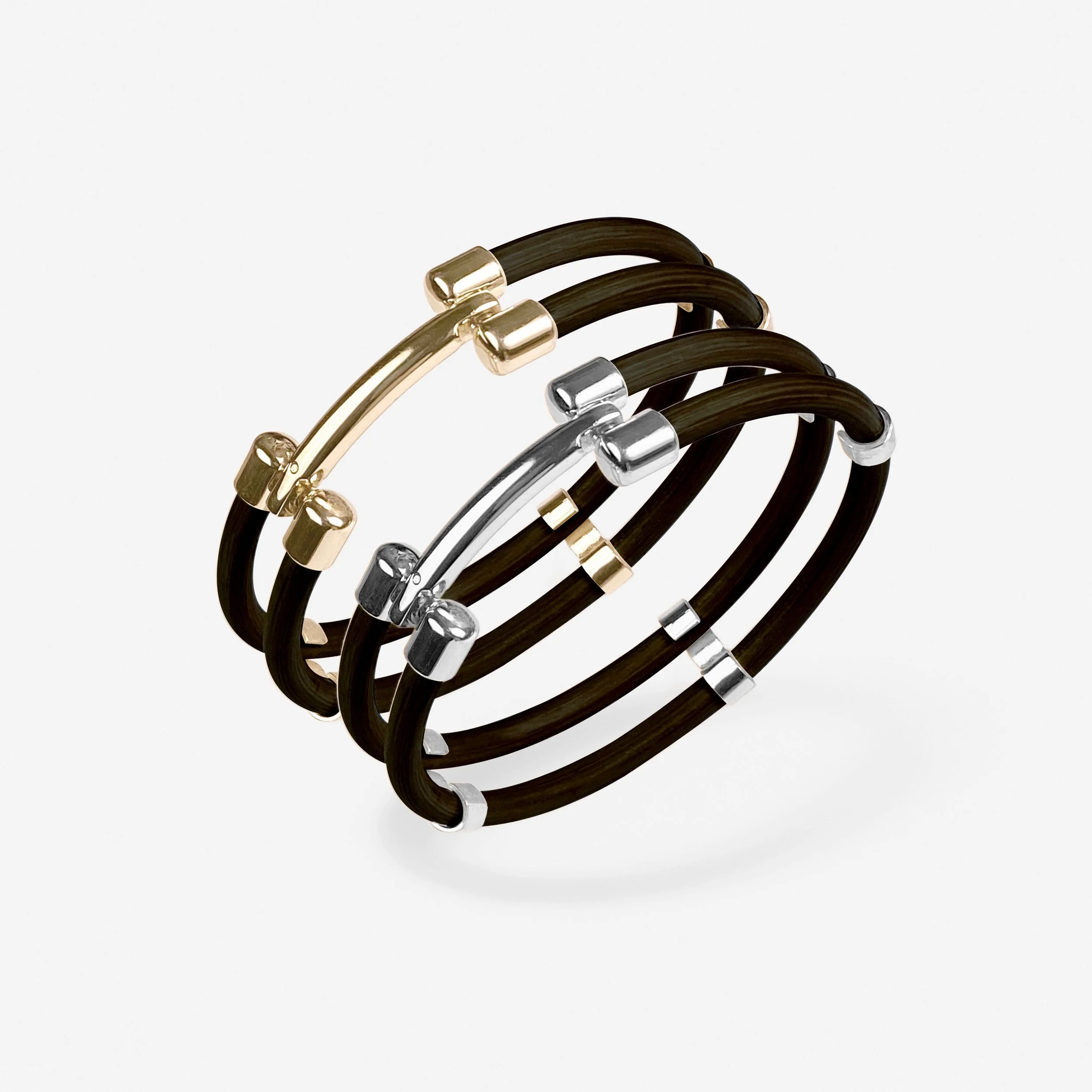 Le bracelet deux joncs se d&eacute;voile aussi en noir, avec une finition dor&eacute;e ou argent&eacute;e. Une &eacute;l&eacute;gance intemporelle, &agrave; votre image. #bracelet #bijouxartisanaux #faitmainenFrance #cr&eacute;ation #artisanat #rotin