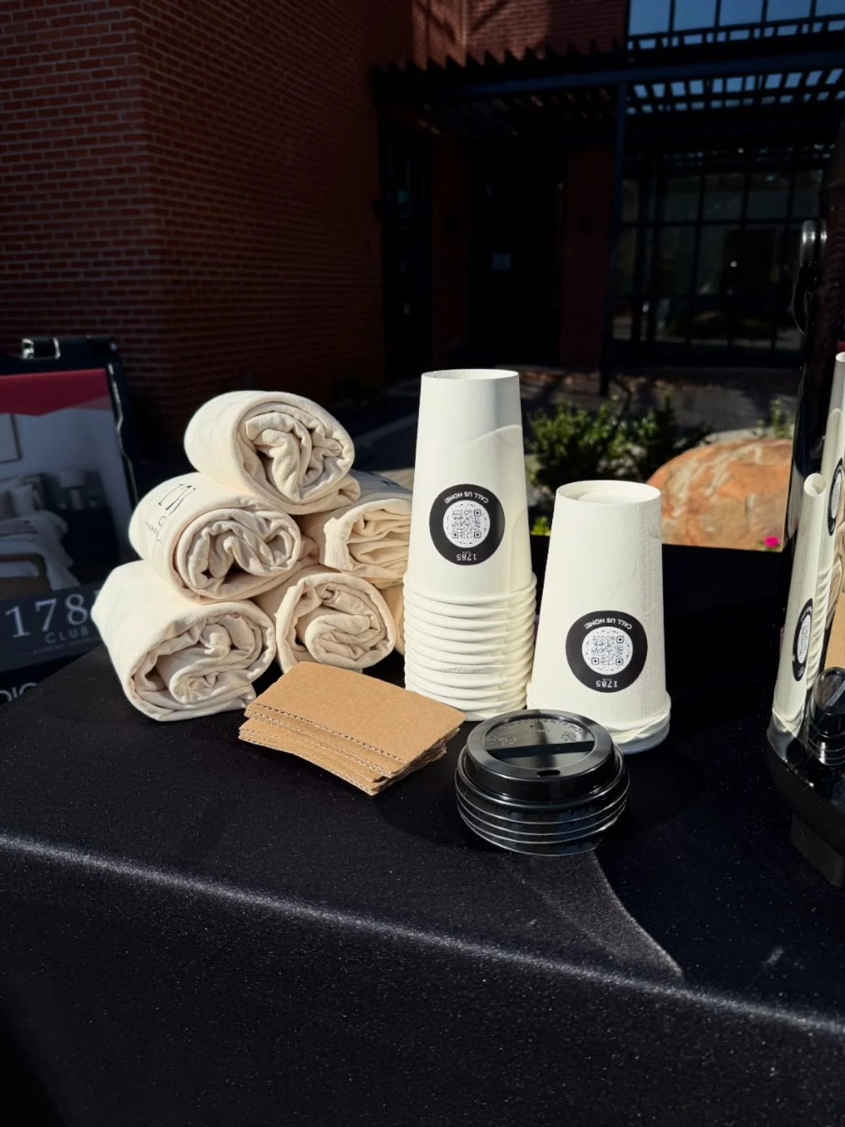 Who can resist hot coffee? ☕️🍂 Stop by the leasing office this morning for a warm pick me up!

Want a tour of our community and all it has to offer? Book a tour through our website or call our leasing office directly!

#the1785club #athensga #uga #h