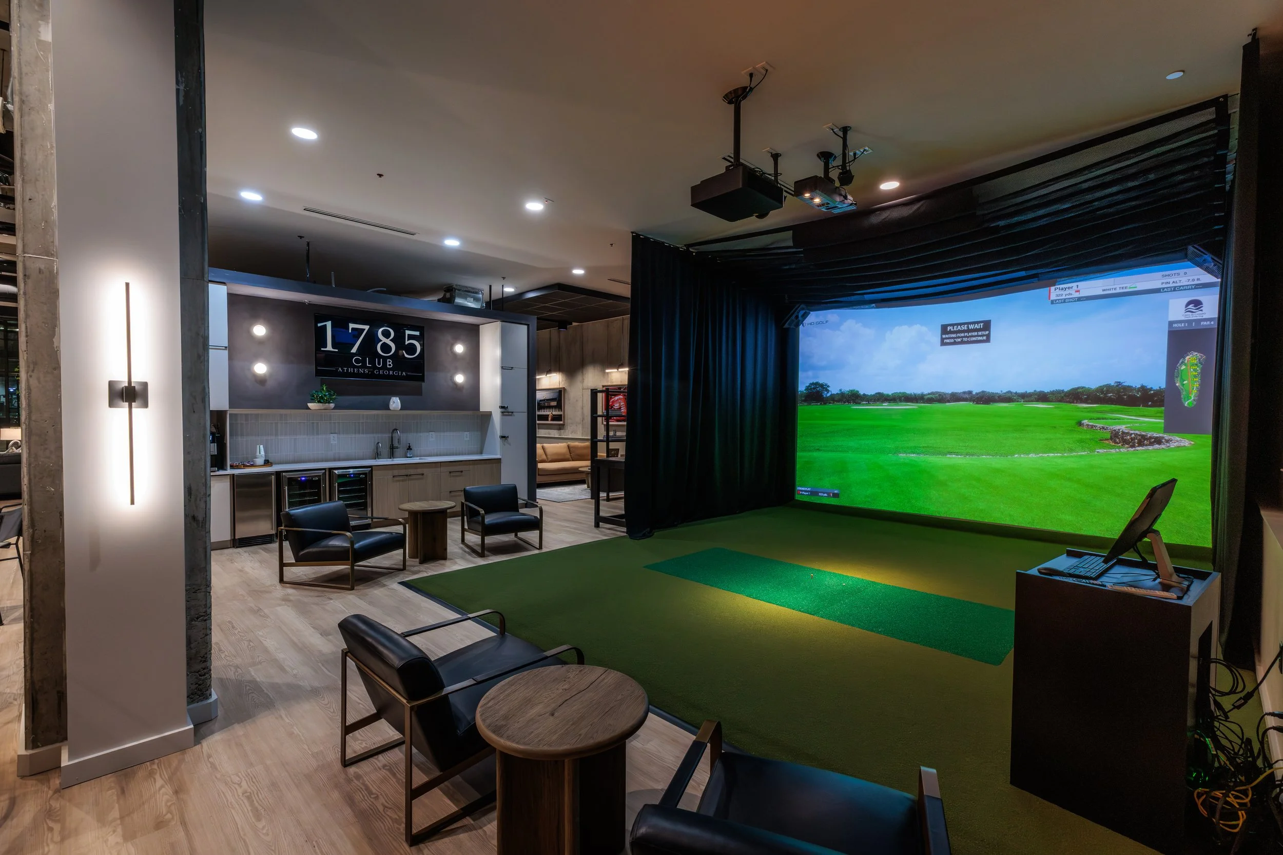 1785_CLUB_06 (1).jpg