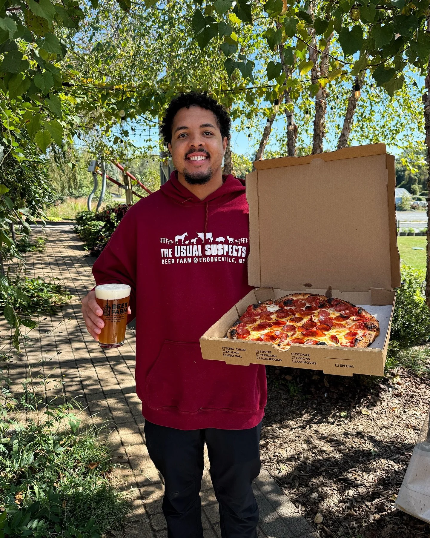 It&rsquo;s International Beer &amp; Pizza Day! 🍕 The Beer Farm is the perfect place to celebrate 🍺 See you soon 😊 #BeerFarm #CraftBeer #Pizza