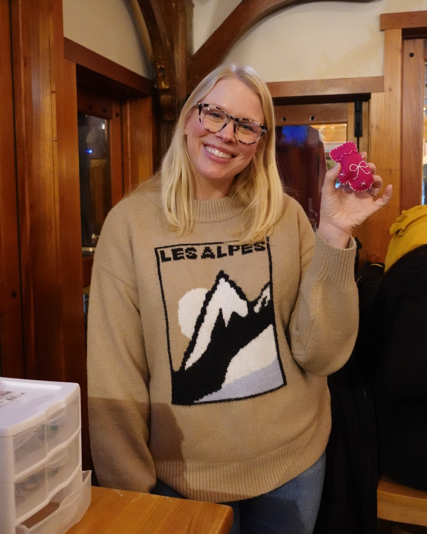 Jess from Green Moon Baby hosted an amazing Sip &amp; Stitch Felt Ornament workshop tonight at the Beer Farm 🎄 A fun, festive evening full of creativity and good company! 😊 More hands-on events like this are coming soon, visit our events page at br