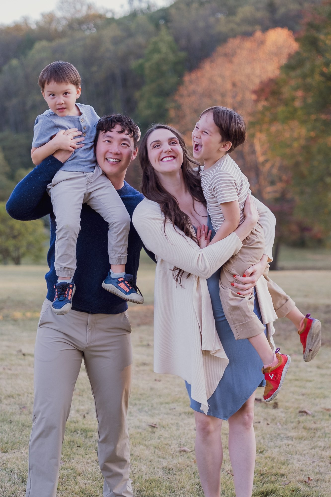 Meadowlark-Park-Family-Portrait-Vienna-Virginia.jpg