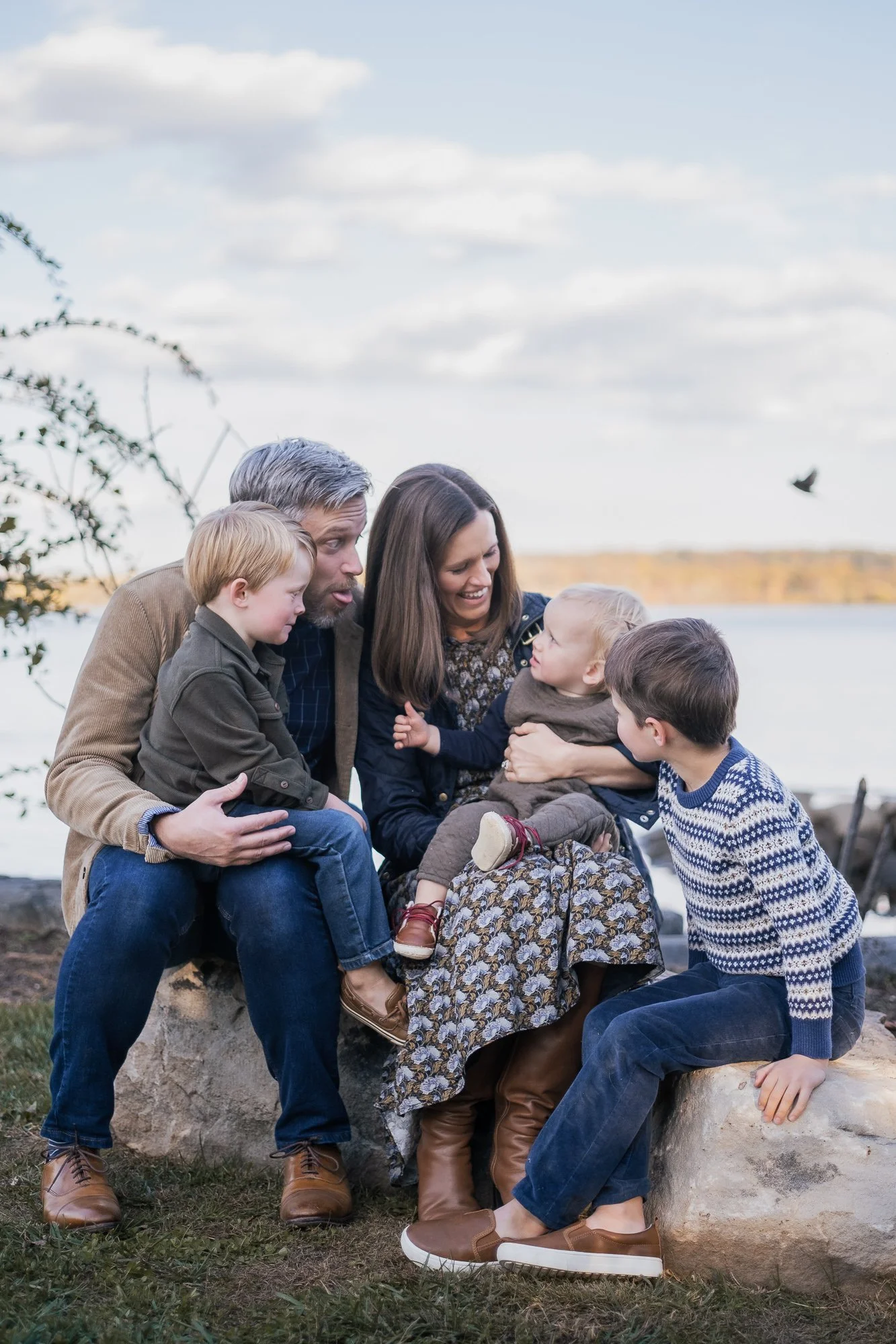 Old-Town-Waterfront-Family-Portrait-Alexandria-Virginia-2.jpg