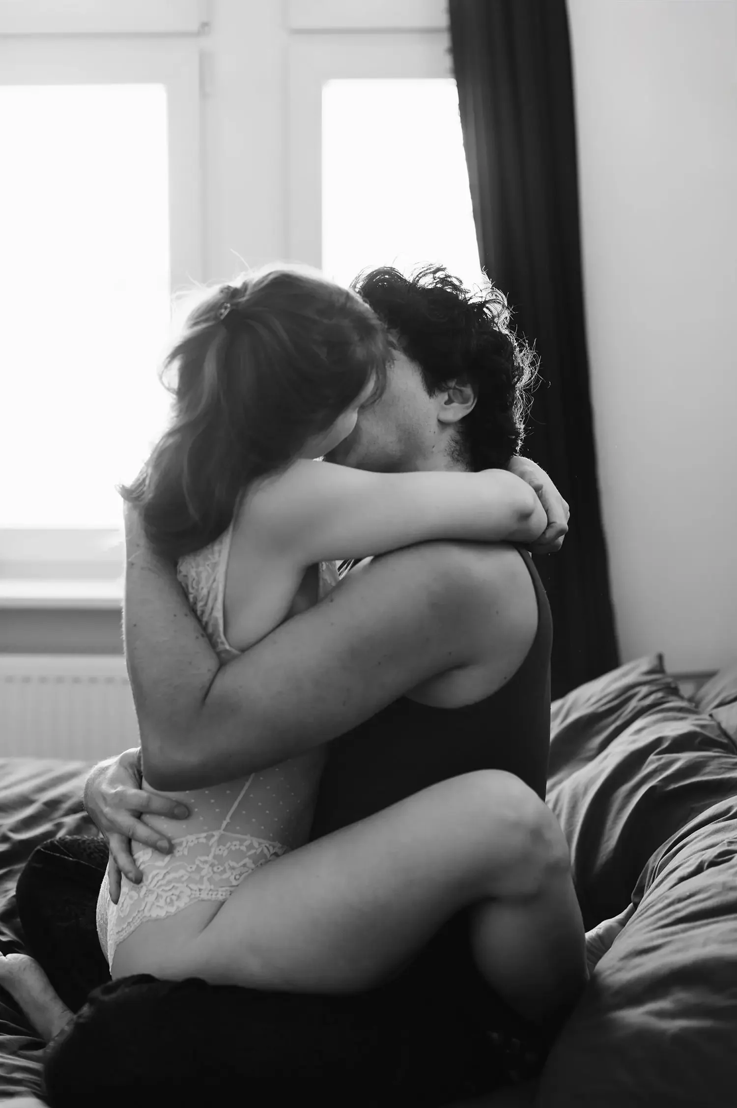 intimate-duo-escort-berlin-cherry-sunjoy.webp