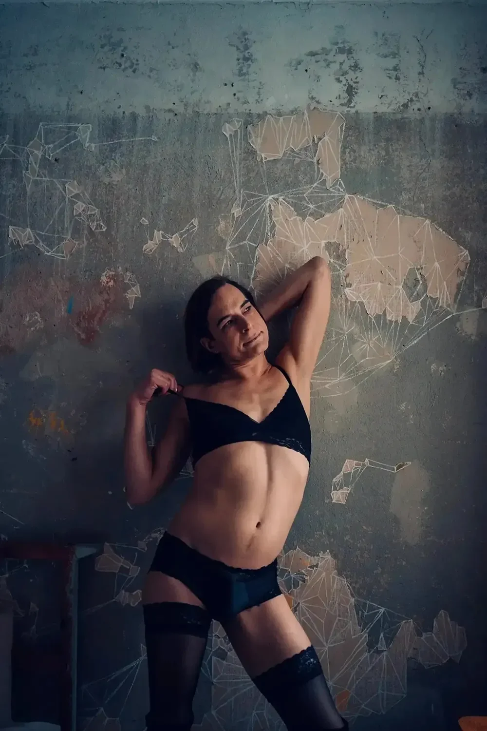 JOY – The Kinky Girlfriend