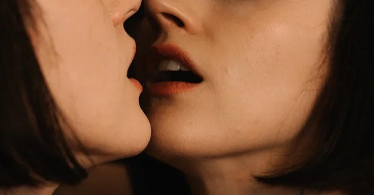 WELCOME TO THE KINKY SIDE – Explore what “Kink” means to you