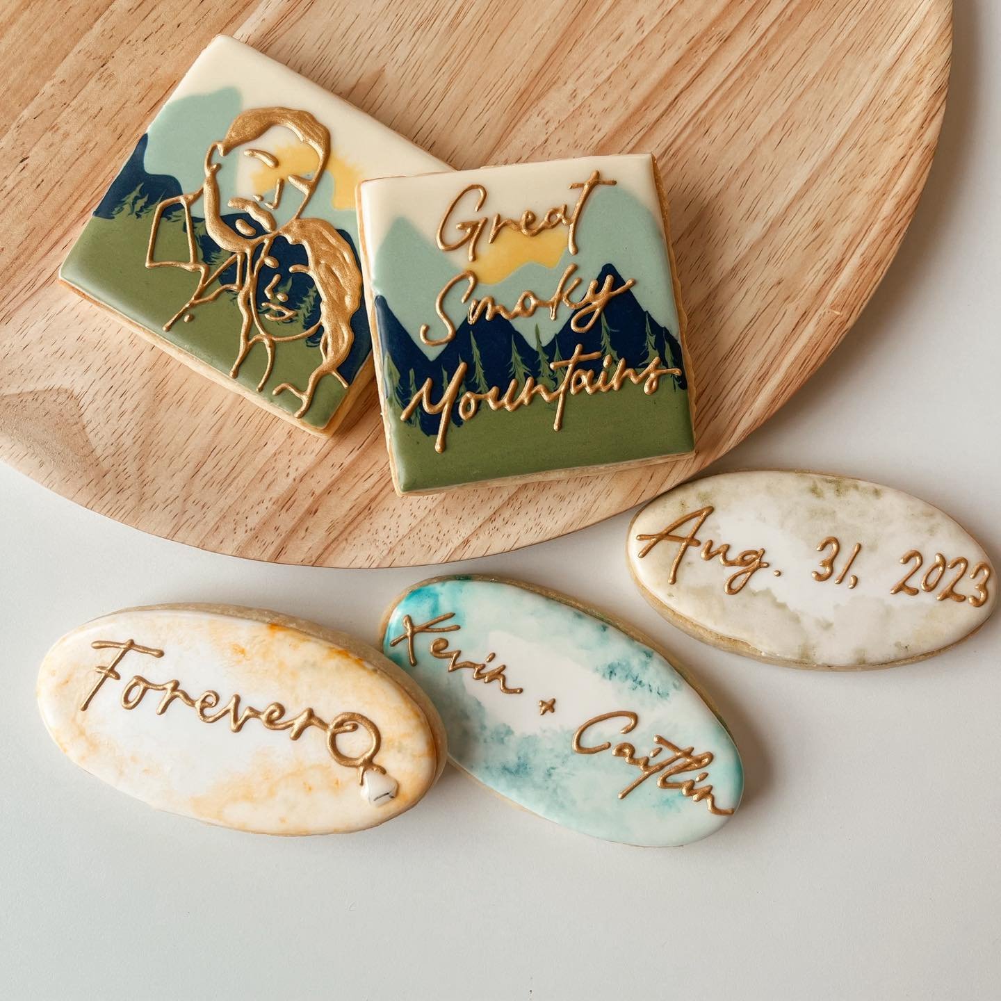 Anyone can bring dessert.
Not everyone brings cookies that grow with the love story 🍪
Back for year two and we&rsquo;re honored to be part of it! 🤍

#anniversary #anniversarycelebration #anniversarycookies #wedding #couplegoals #milestone #mileston