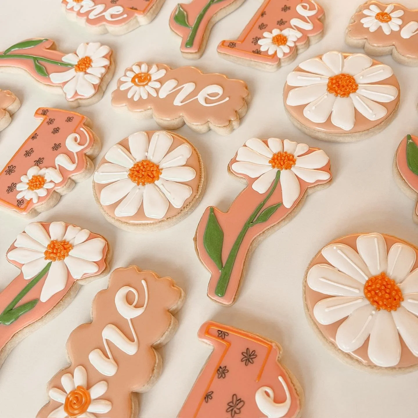 Happy National Girl Scout Day to the OG cookie entrepreneurs 💚🍪
Little Daisies today, cookie CEOs tomorrow!

#national #girls #nationalgirlscoutday #nationalgirlscoutcookieweekend #nationalgirlscoutsday #girlscoutcookies #girlscoutsofamerica #girls