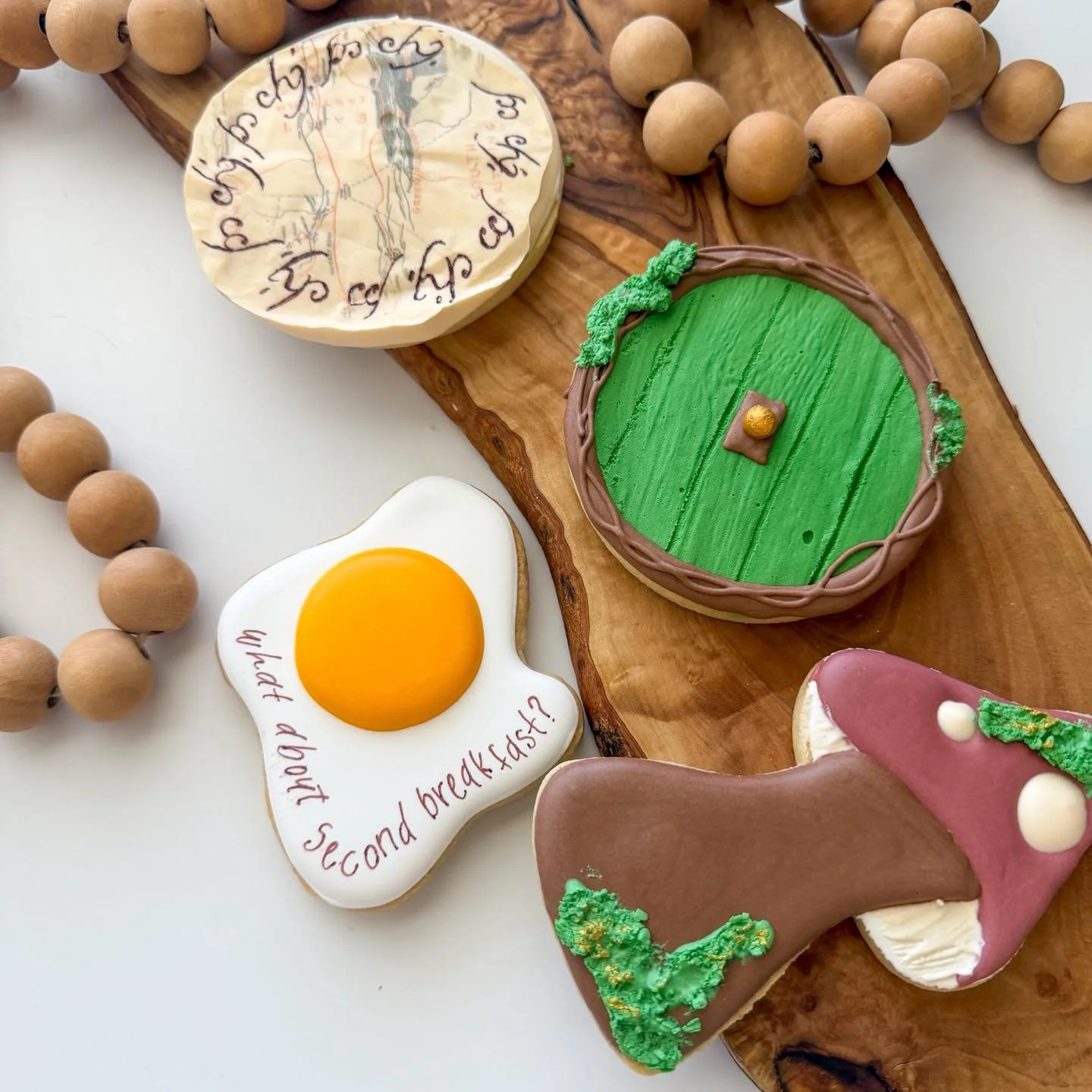 In honor of National Tolkien Reading Day&hellip;
we&rsquo;re having second breakfast&hellip; of cookies 🍳🍪

#jrrtolkienbooks #jrrtolkein #lordoftheringsfan #lordofthering #Tolkien #tolkienreadingday #secondbreakfast #thehobbit #middleearth #tolkien