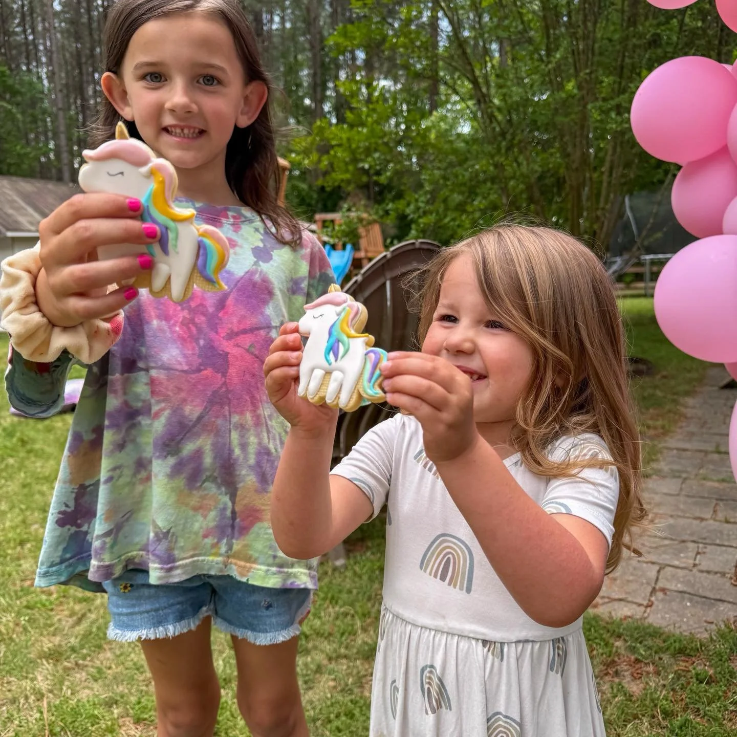 Want to make a little girl&rsquo;s day? It&rsquo;s National Unicorn Day! 
(You&rsquo;re welcome) 🦄

#nationalunicornday #unicorncookies #unicornparty #customcookies #girlbirthdayparty #unicornbirthday #littlegirl #birthdaycookies #customsugarcookies