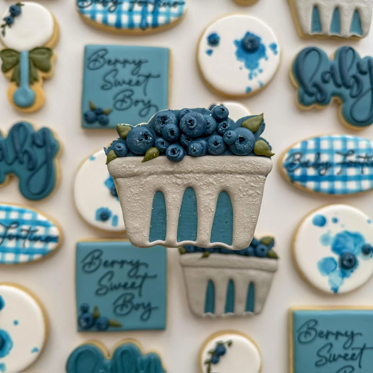 Our answer is always the cookie version. Happy National Eat What You Want Day! 😋🤍

✨Shop our STL files (download): https://www.sweetpinecookies.com/stl-cookie-studio

✨Shop our cookie cutters (physical): https://www.sweetpinecookies.com/cookie-cutt