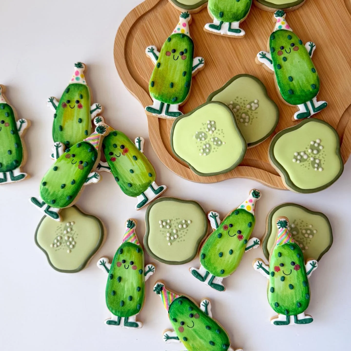 Well, well, well&hellip; look what we&rsquo;ve gotten ourselves into: a real pickle. 🥒 Swipe to relish the details ✨

#pickleparty #pickle #girl #picklegirl #picklegirlies #picklegirlsummer #kidsbirthdayparty #kidsbirthdaypartyideas #picklepeople #p