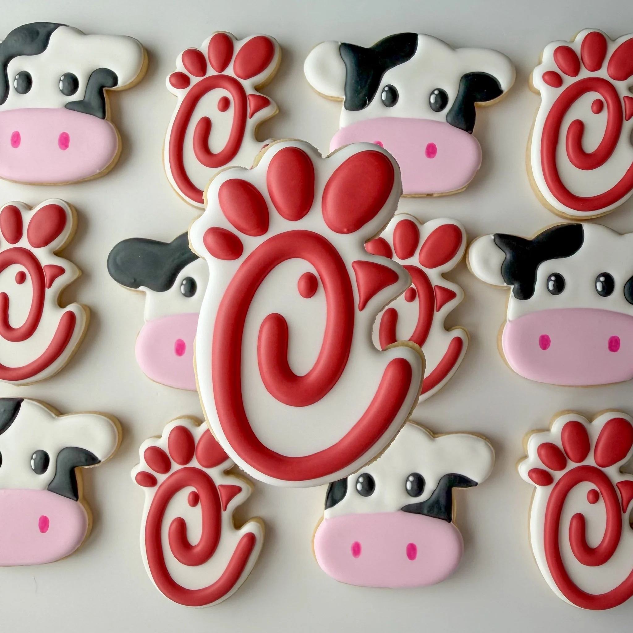 If we have to remember that @chickfila is closed today, so do you 🍪🐄 
(Guess we&rsquo;ll just have to eat mor cookiez)🤪 #chickfila #sugarcookiesdecorated #customcookiesnc #northcarolinacookies #cookiesofinsta