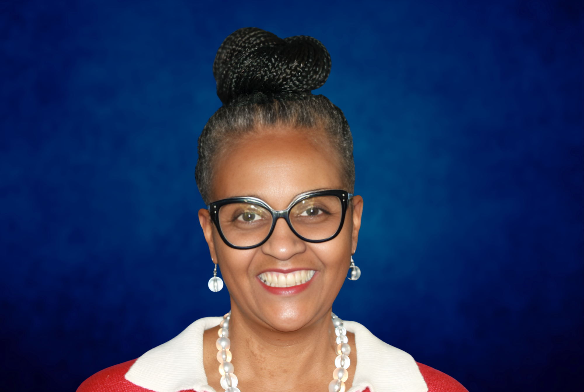 LADY MINISTER DONIELE JACKSON