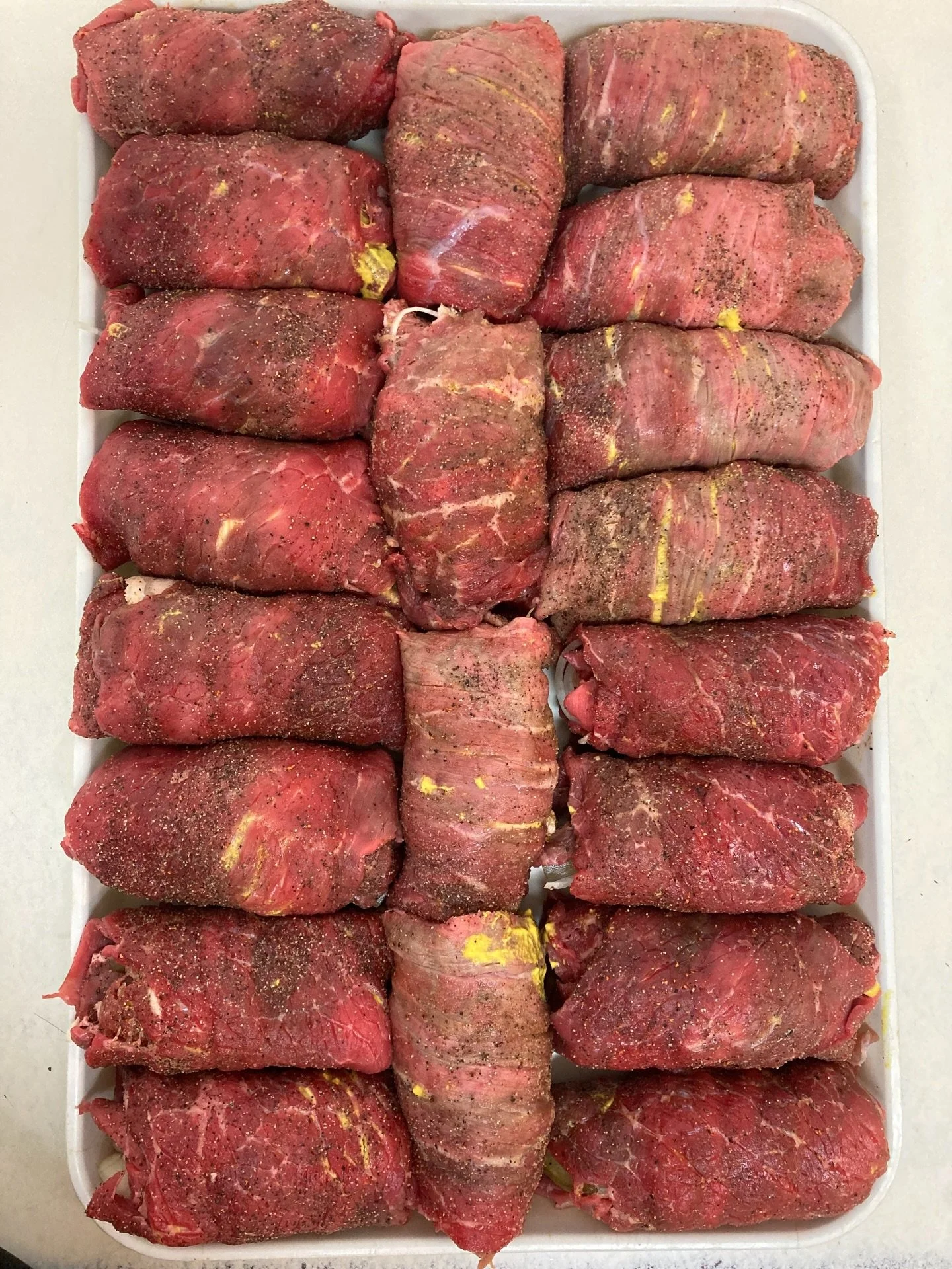 🎉 Wednesday Lunch Special at Adria Deli! 🎉
It&rsquo;s BACK&hellip; and it won&rsquo;t last long! 😍

Today we&rsquo;re serving our house made beef rouladen with creamy mashed potatoes, braised red cabbage, and rich gravy 🤤🍽️

🥣 Soups of the day: