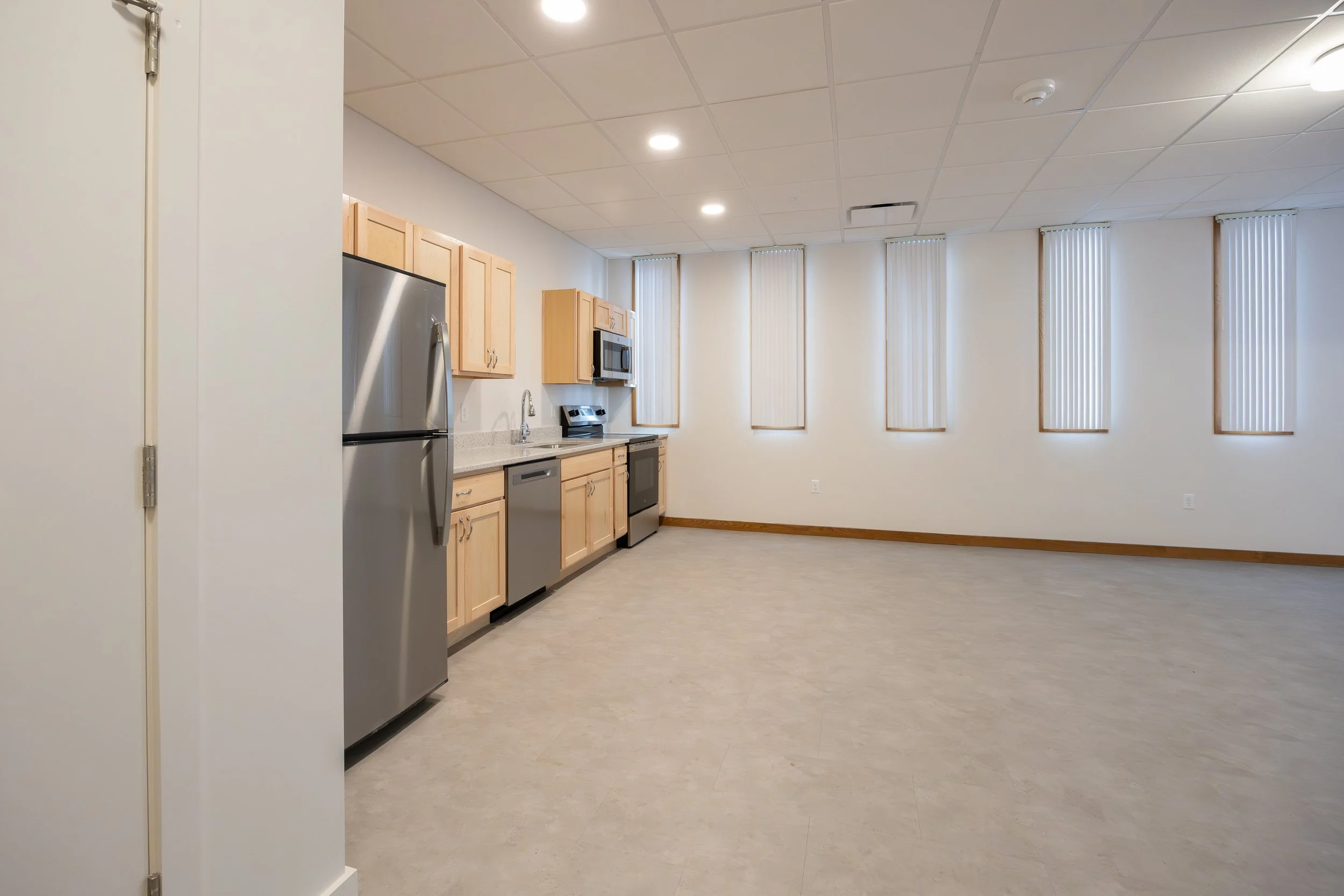 Room204.IMG_5296.v2.jpg