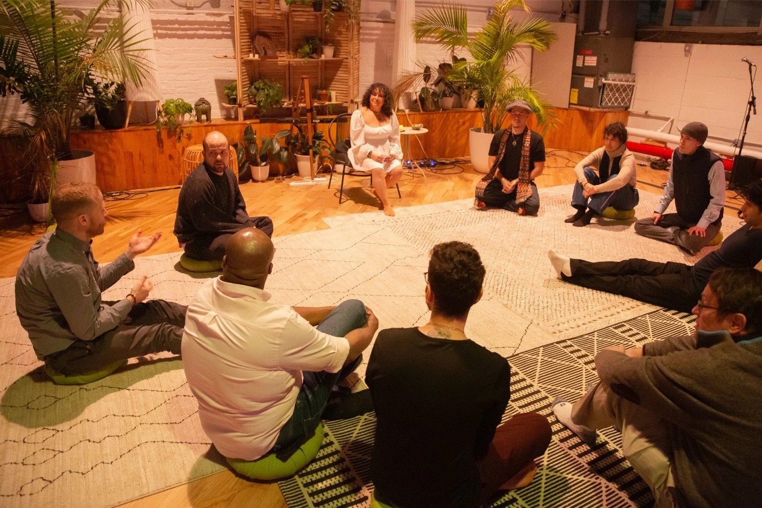 Jessica Stewart leading a women's love and embodiment workshop, Manifest Love Coaching