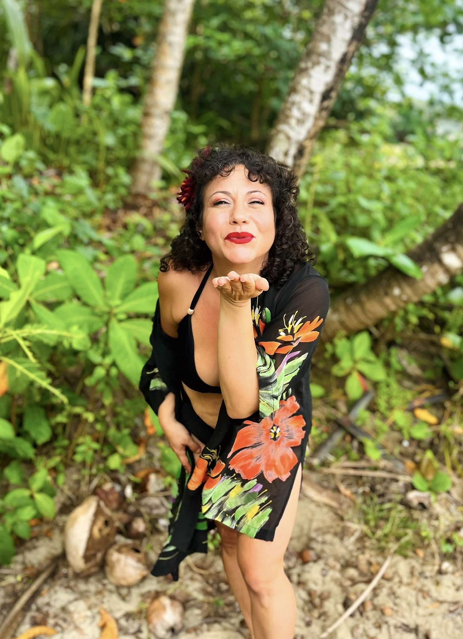 Jessica Stewart, love coach and former professional matchmaker, helping women attract soul-aligned relationships