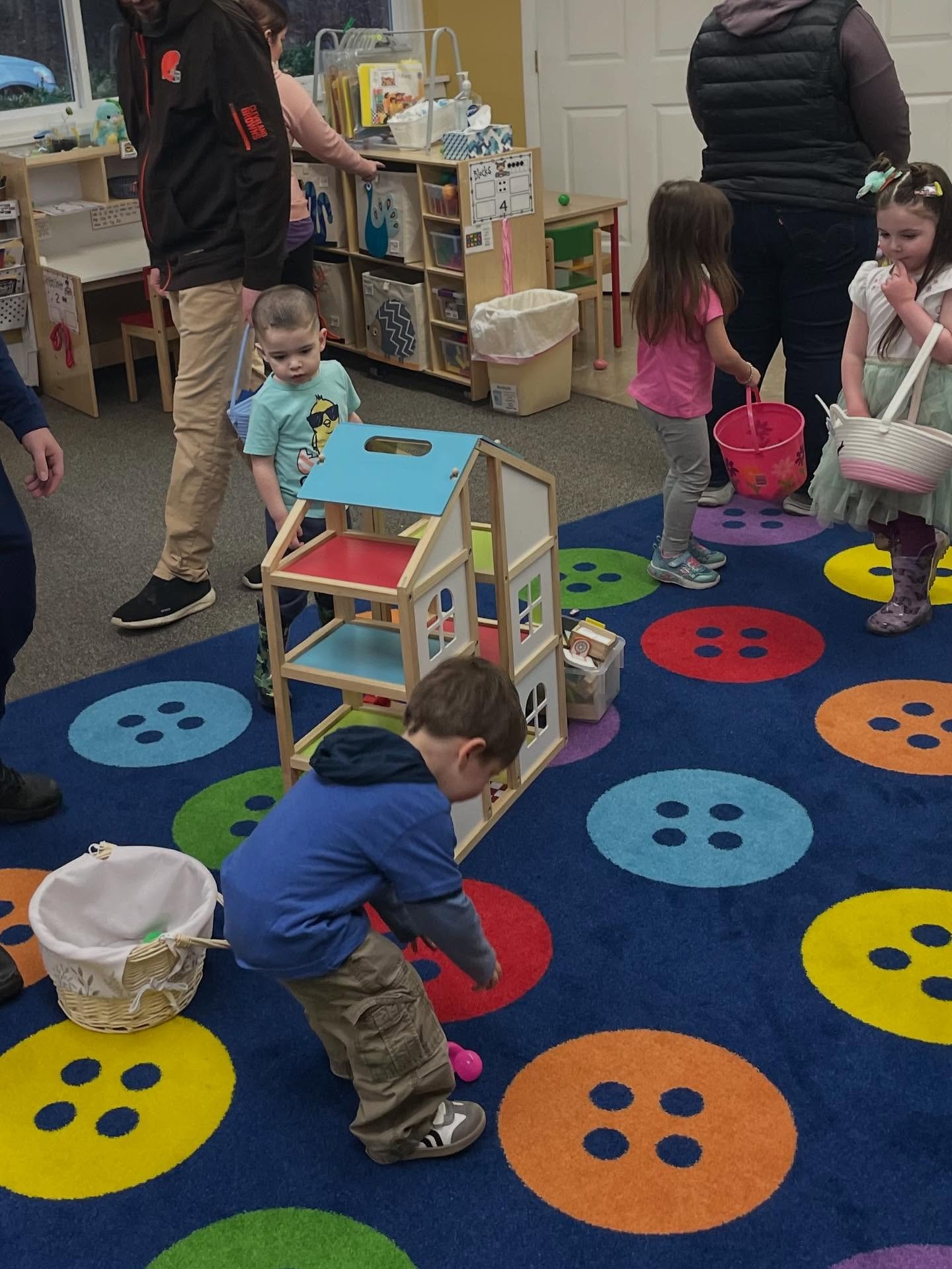 We are hoppin&rsquo; into spring with eggs, candy and photos with the Easter Bunny! Our Rush Nursery School Easter Egg Hunt was full of fun and sweet surprises. 🐰🐣🍬