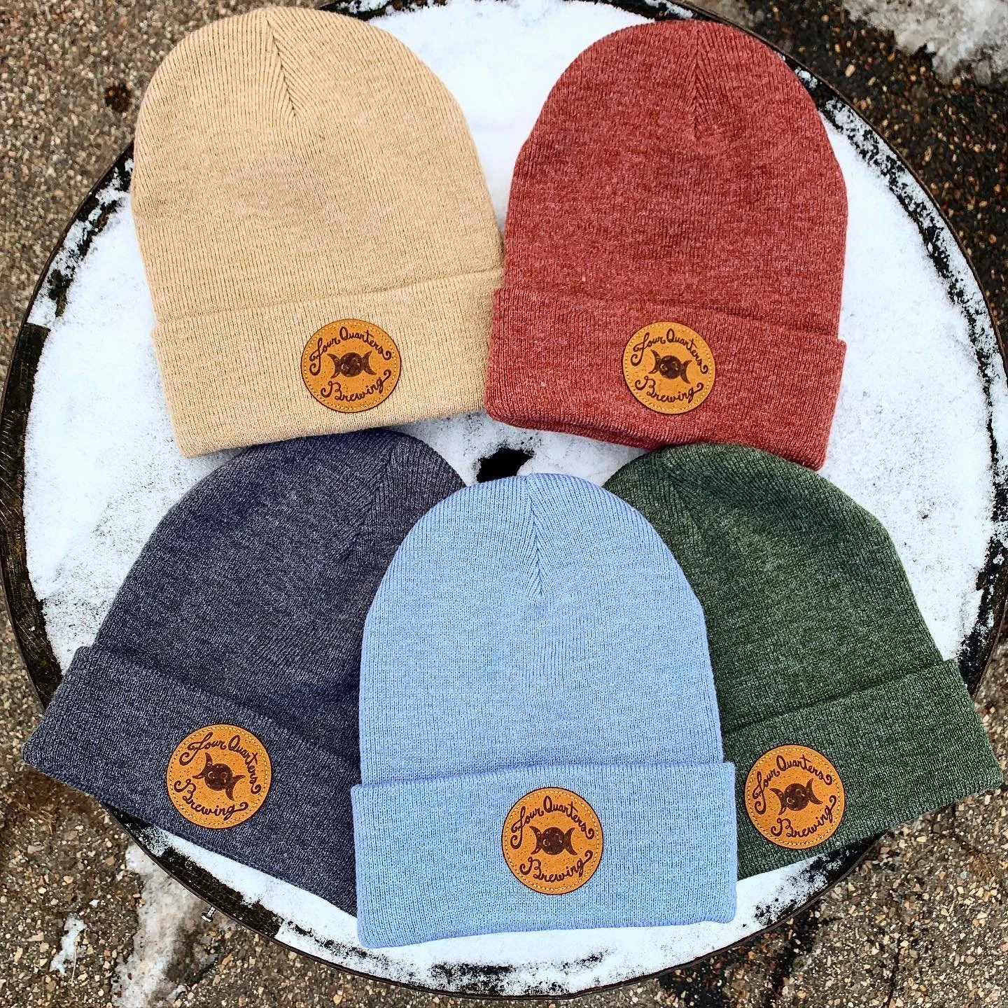 4q-beanie2.jpg