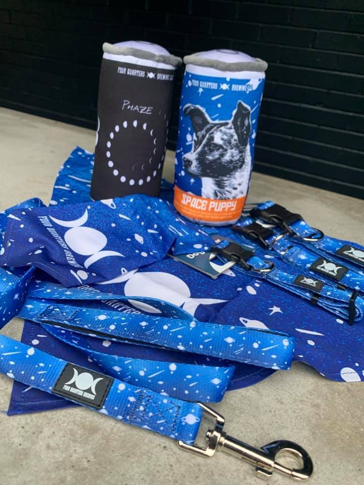 4q-dogmerch.jpg