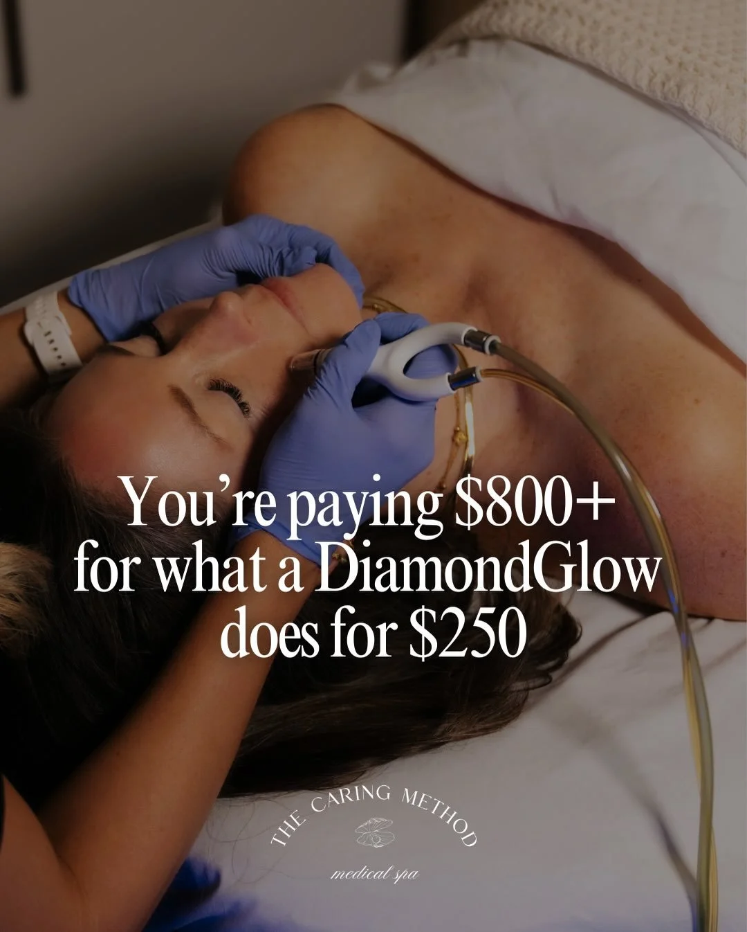 ✨ A little story about glowing skin&hellip;
(and why you might be overpaying without even knowing it) 👀

She books facials every month.
She adds the exfoliation upgrade&hellip;
Then an extraction add-on&hellip;
Then a brightening treatment&hellip;
A