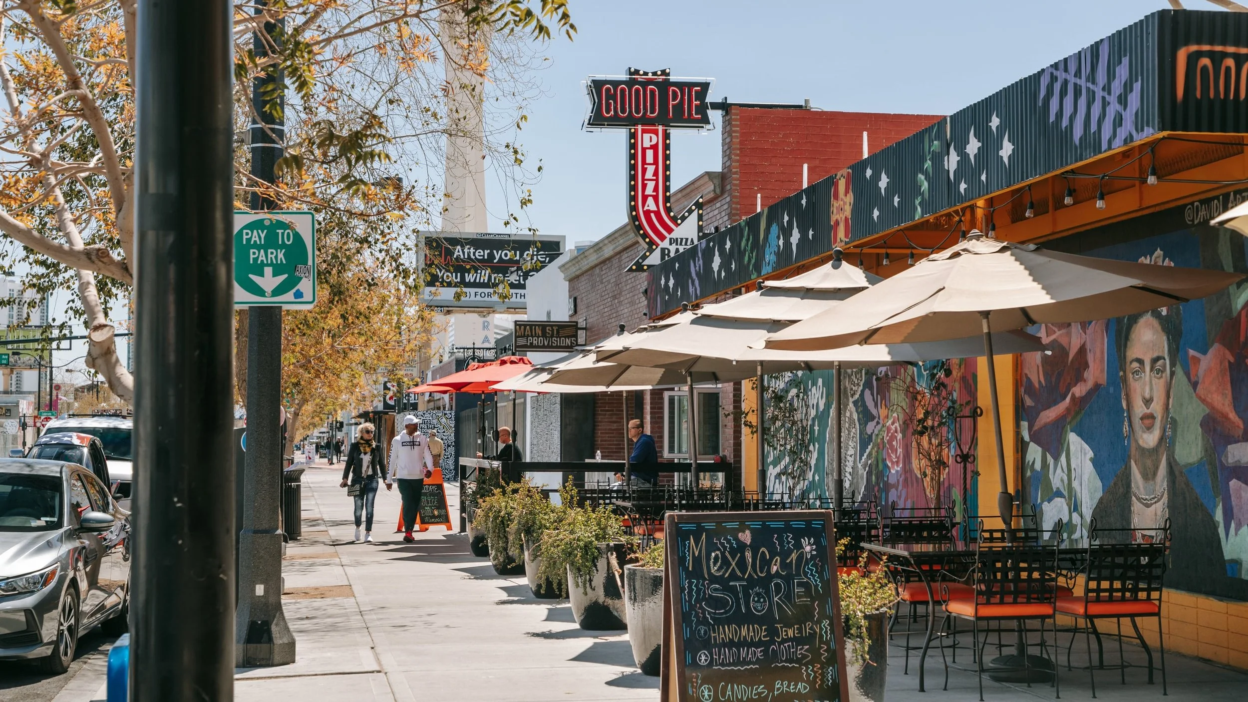 A Local’s Guide to the Best Shops, Vintage Finds &amp; Eats in Downtown Las Vegas