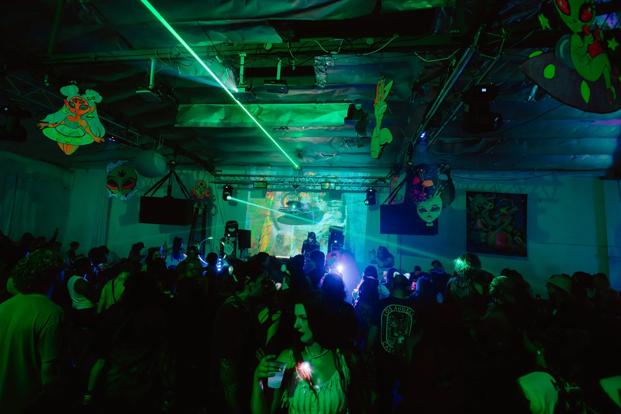 20260425_BassNBabesNBlaze_LosAngeles_Trowl_KSeibert-2.jpg