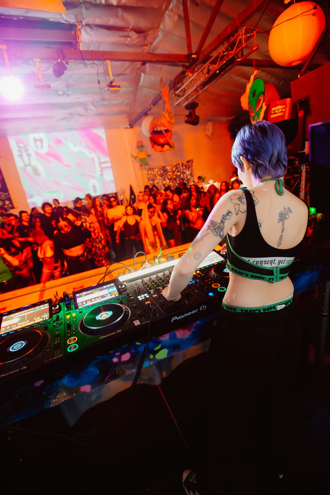20260425_BassNBabesNBlaze_LosAngeles_BabyKush_KSeibert-4.jpg