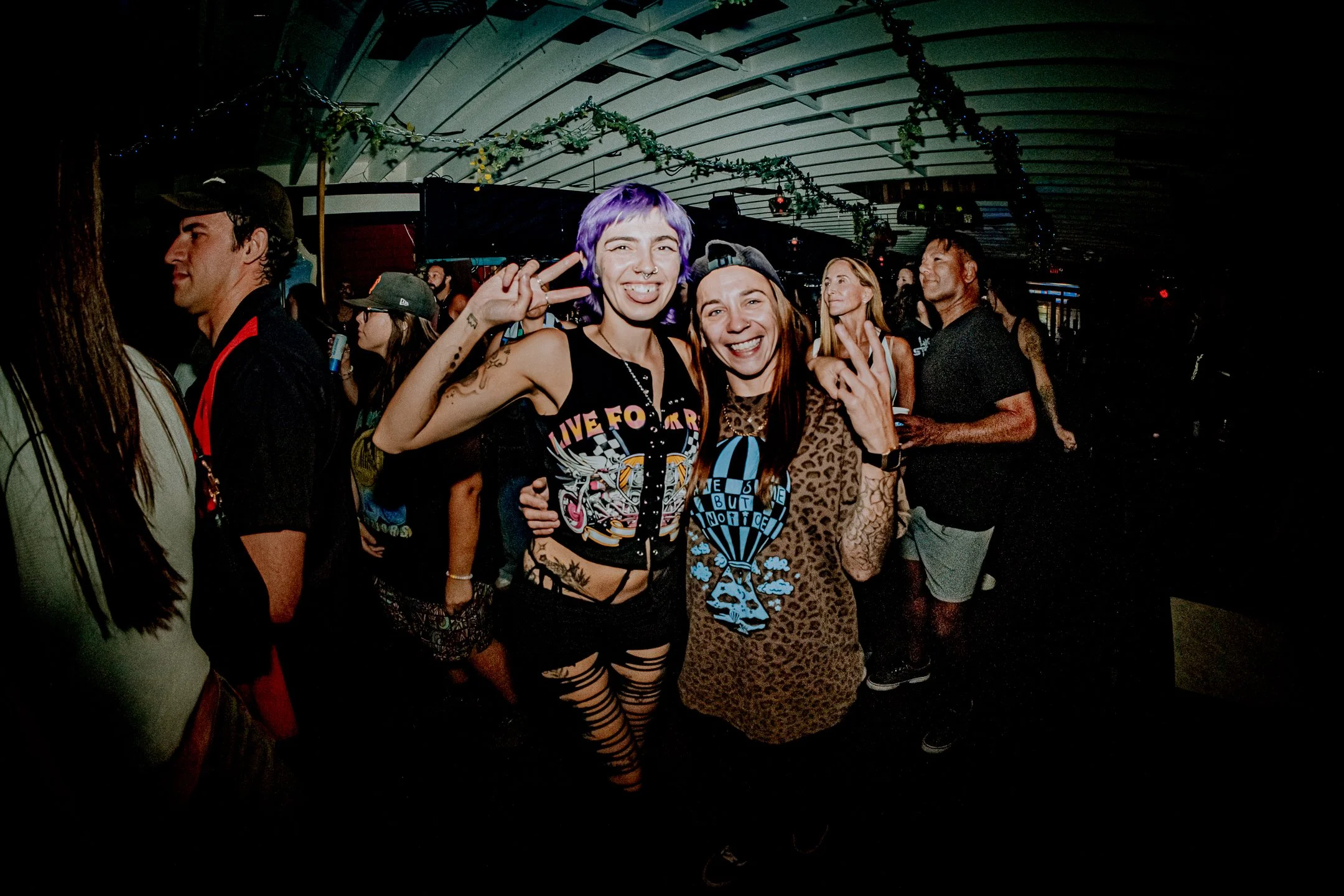 crowd.bbkush7.jpg