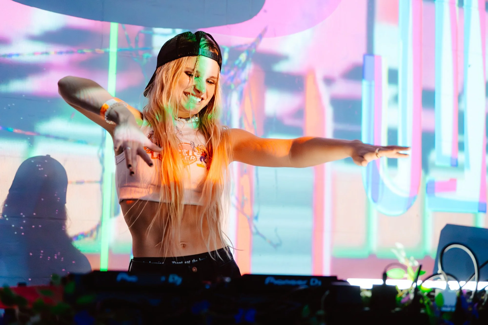 20260425_BassNBabesNBlaze_LosAngeles_Jilli_KSeibert-12.jpg