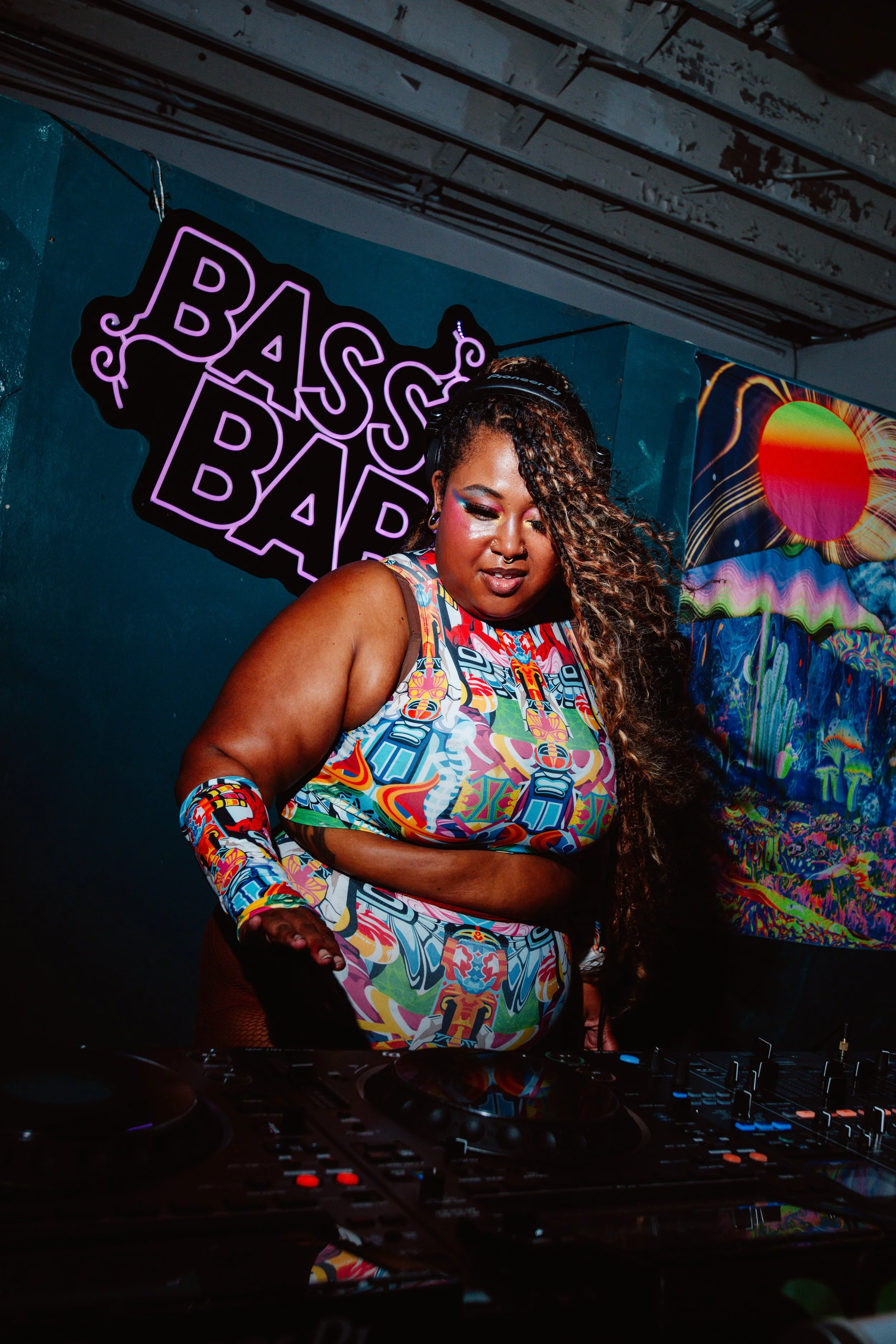 BassNBabes_20260822_SummerParty_LadyVanityRoux_KSeibert-11.jpg