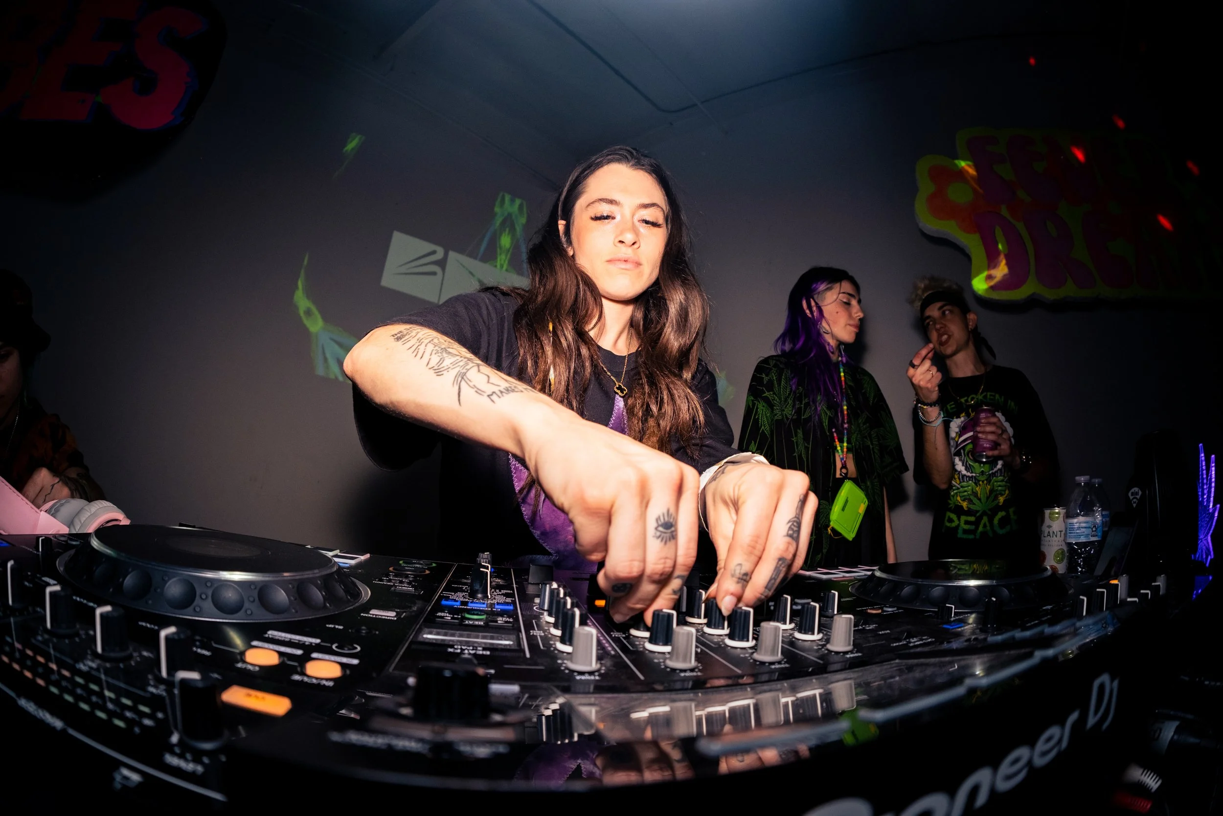 4-20(BEMMb2bBABYKUSH-BASSN_BABES)-32.jpg