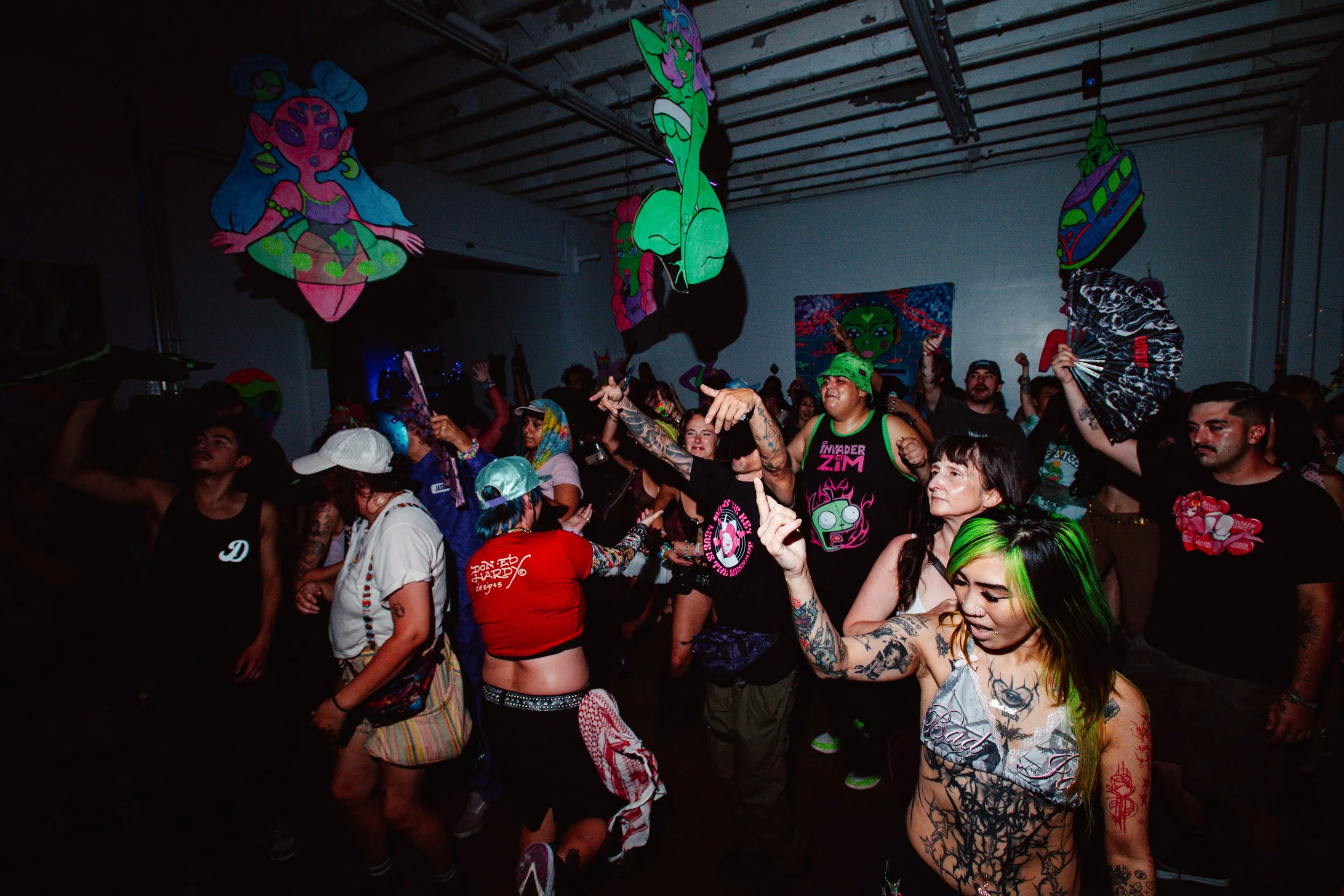 BassNBabes_20260822_SummerParty_atmo_KSeibert-52.jpg
