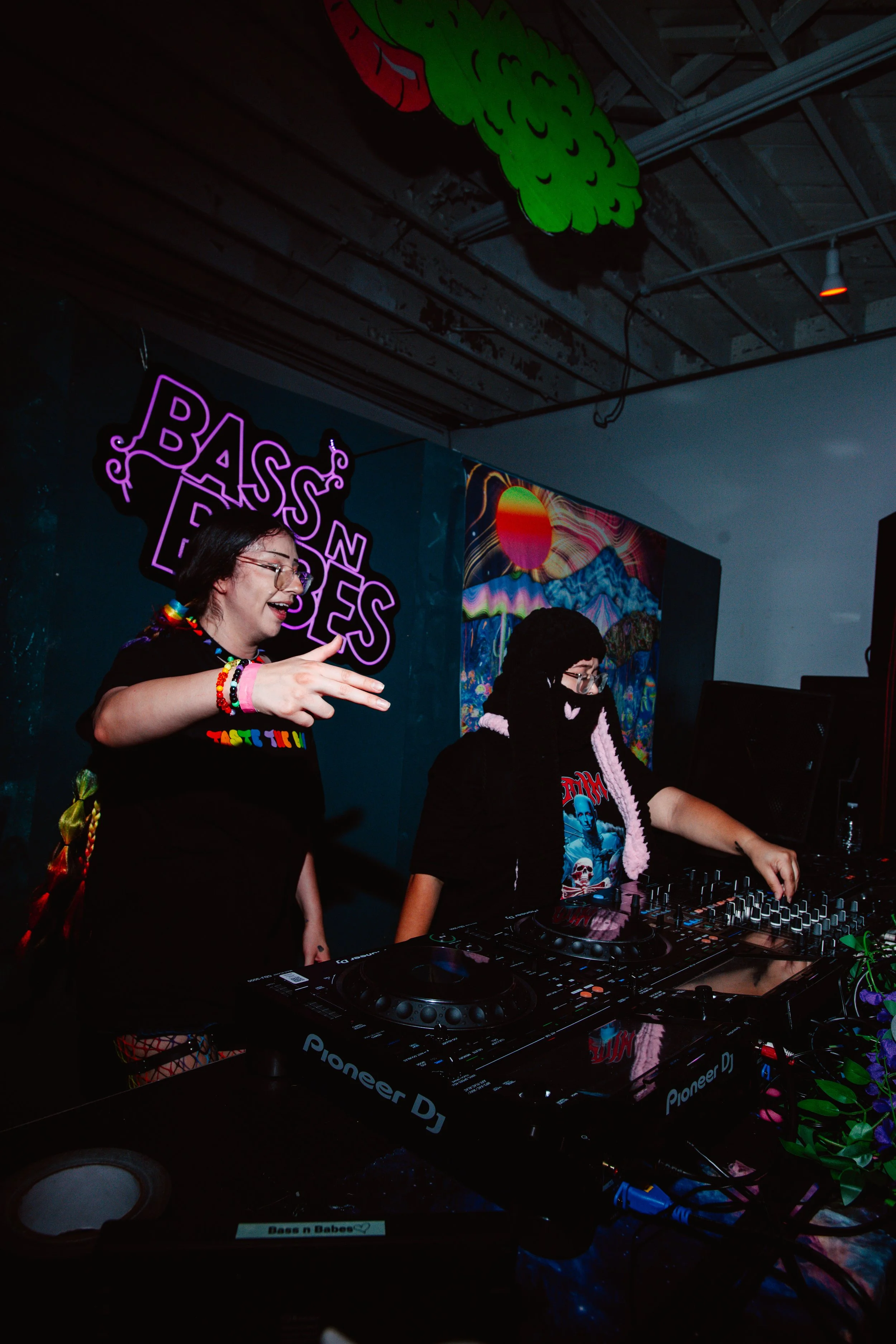 BassNBabes_20260822_SummerParty_Skittlez_KSeibert-9.jpg