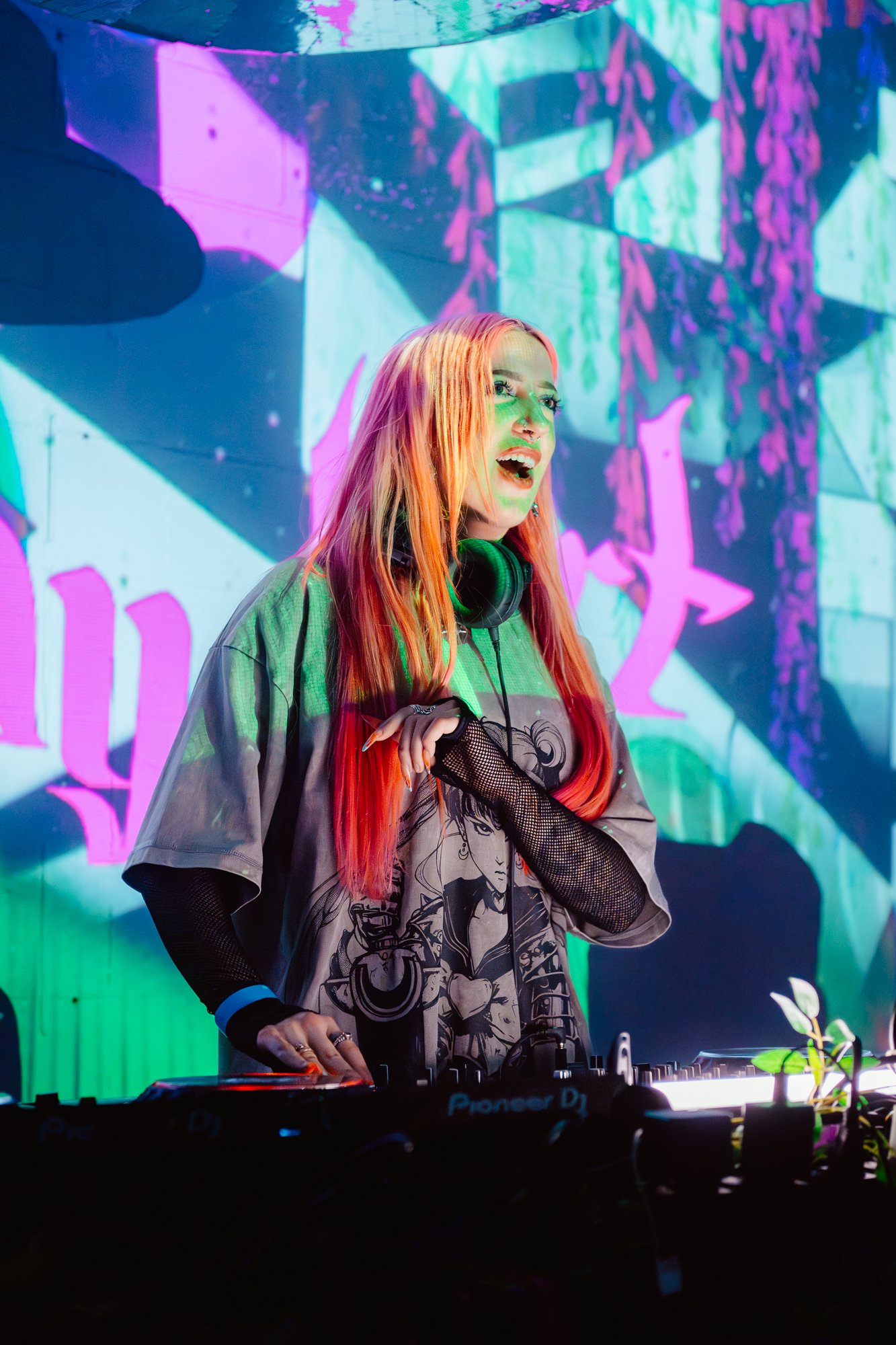 20260425_BassNBabesNBlaze_LosAngeles_CruxMyHeart_KSeibert-6.jpg